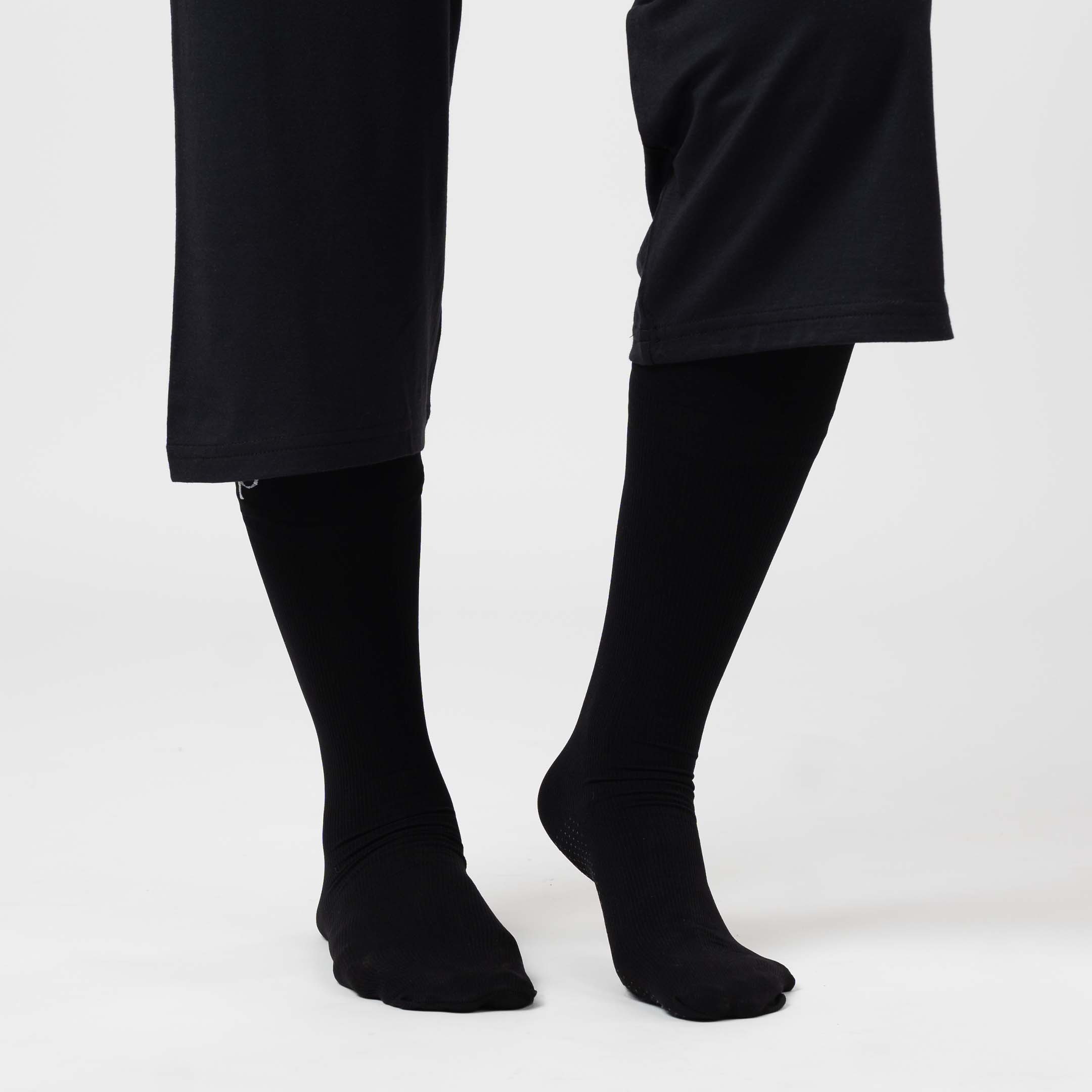 Isba Sock - Kaos Kaki Anti Slip