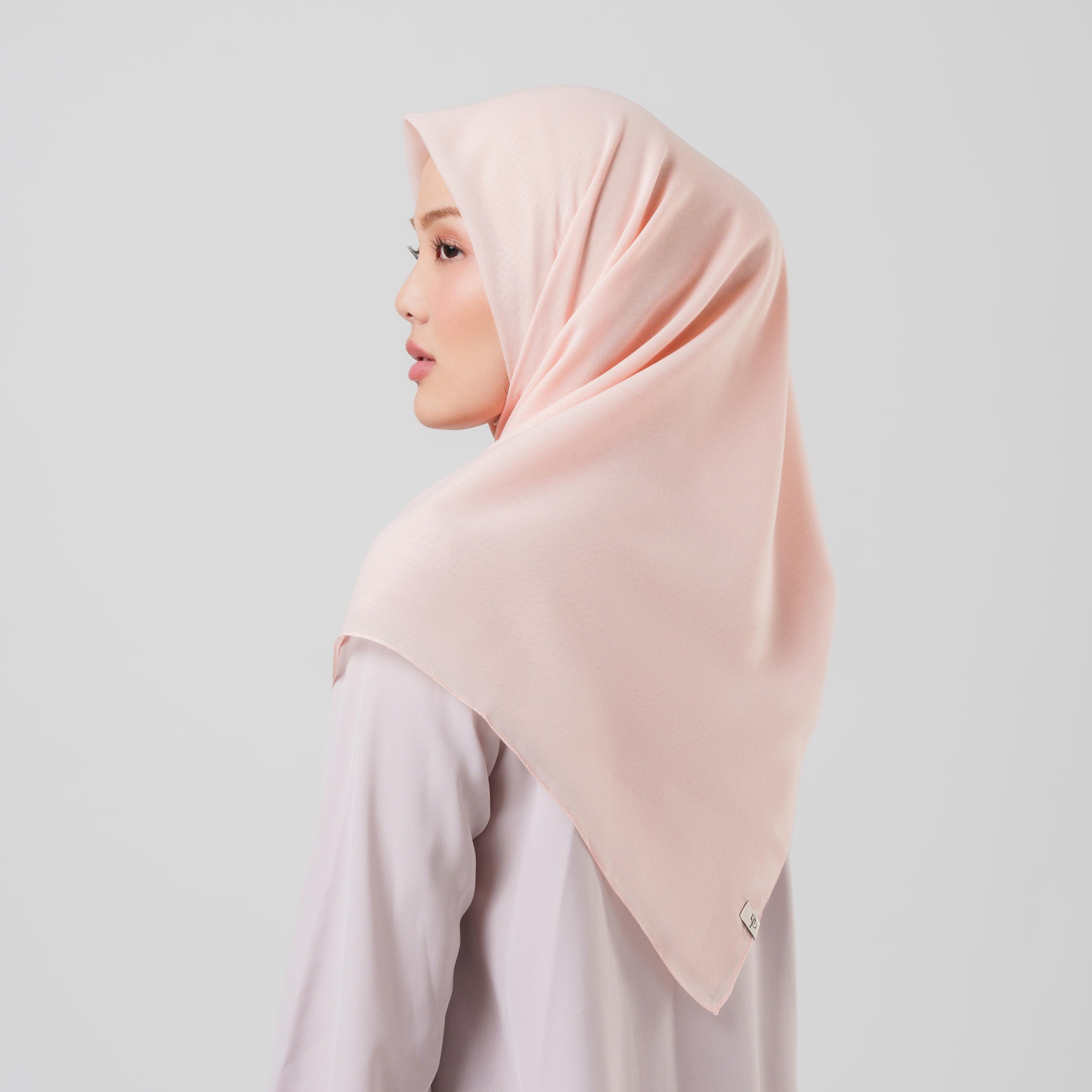 Plain Ultrasoft -  Hijab Segiempat Polos Premium