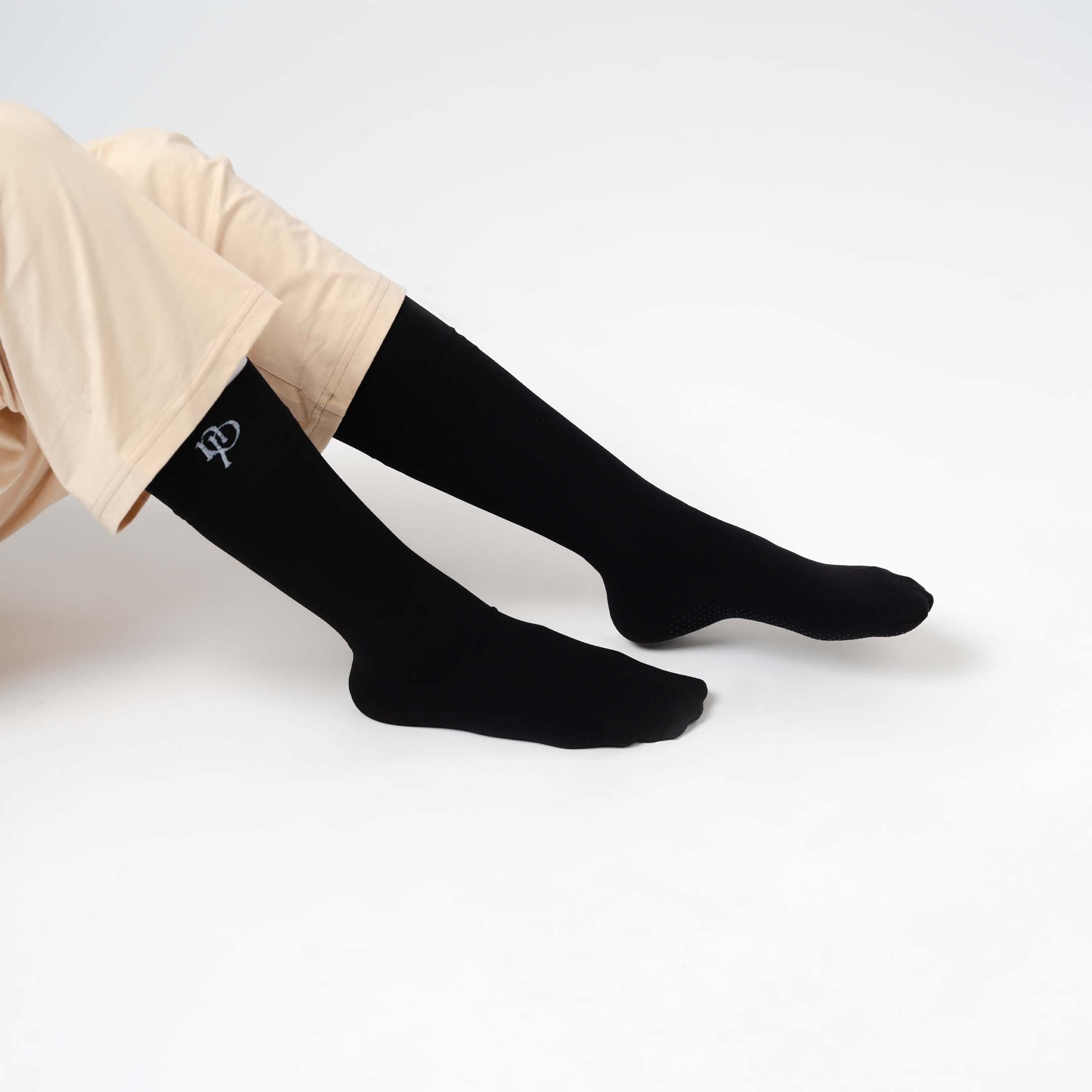 Isba Sock - Kaos Kaki Anti Slip