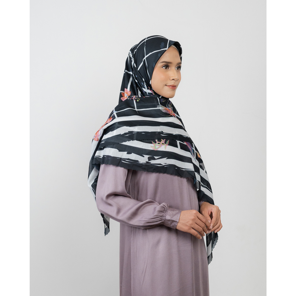 Furawa Syar'i Scarf - Hijab Segiempat Printing Premium