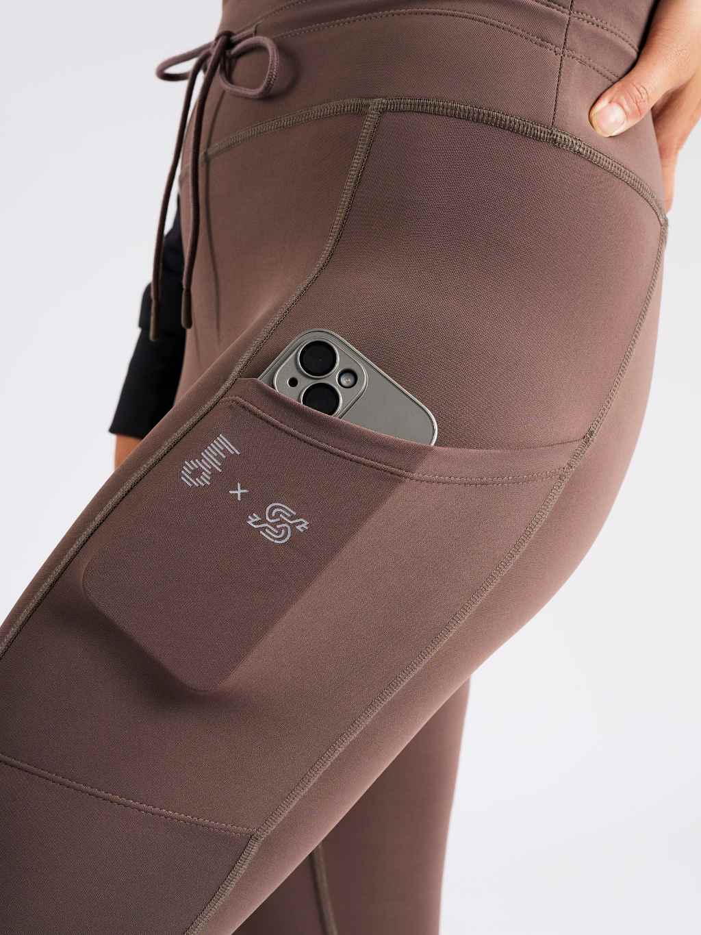 EasyOn x Soraya Larasati - Soraya Legging Pants
