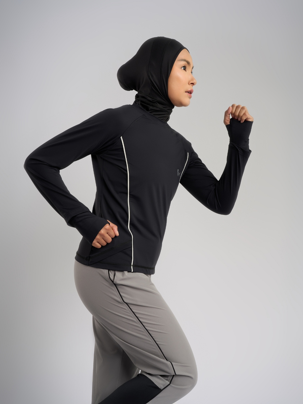 EasyOn x Soraya Larasati - Soraya Jersey Top