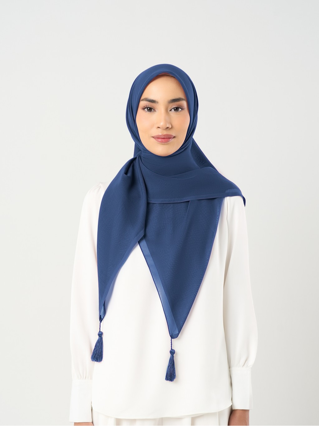 Plain Tassel New Colors - Hijab Segiempat Paris Jepang Premium Ronce 115 x 115 cm