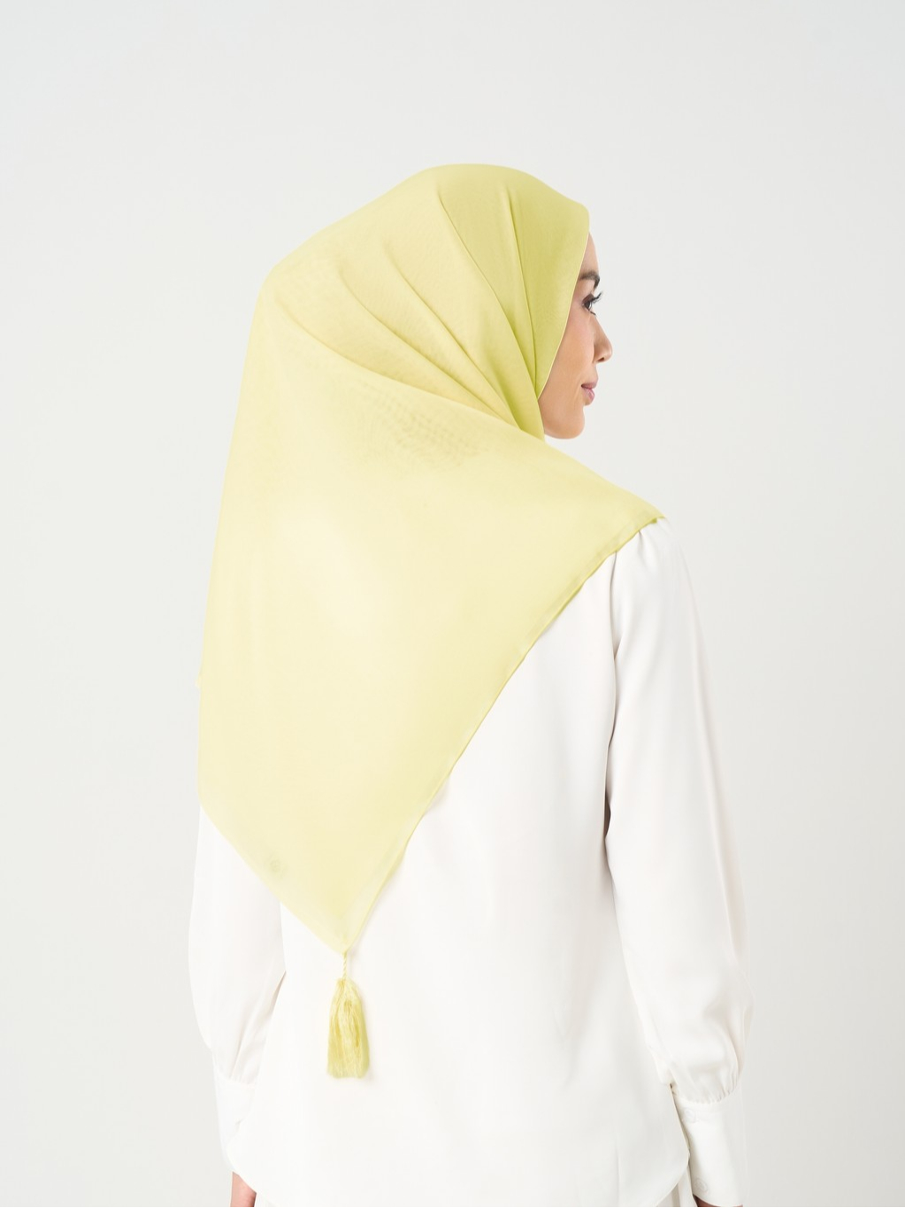 Plain Tassel New Colors - Hijab Segiempat Paris Jepang Premium Ronce 115 x 115 cm
