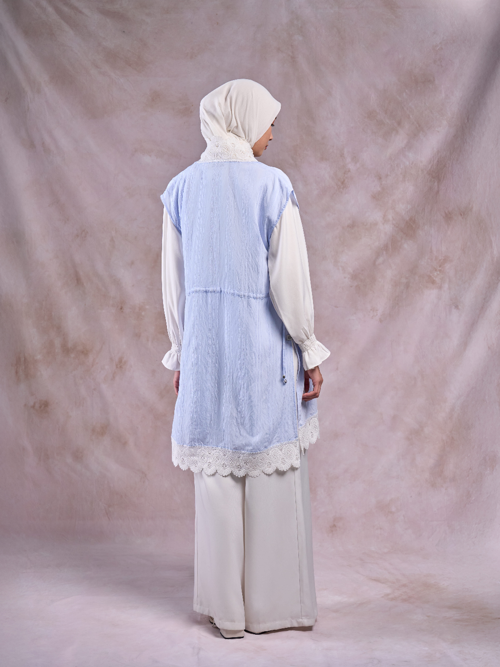 Zayra Vest - Lace Outer Premium