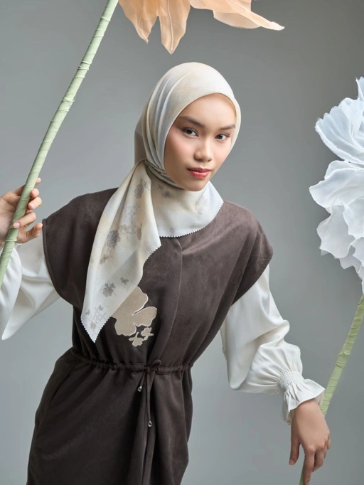 Image of Selaras Scarf - Hijab Printing Bunga Premium