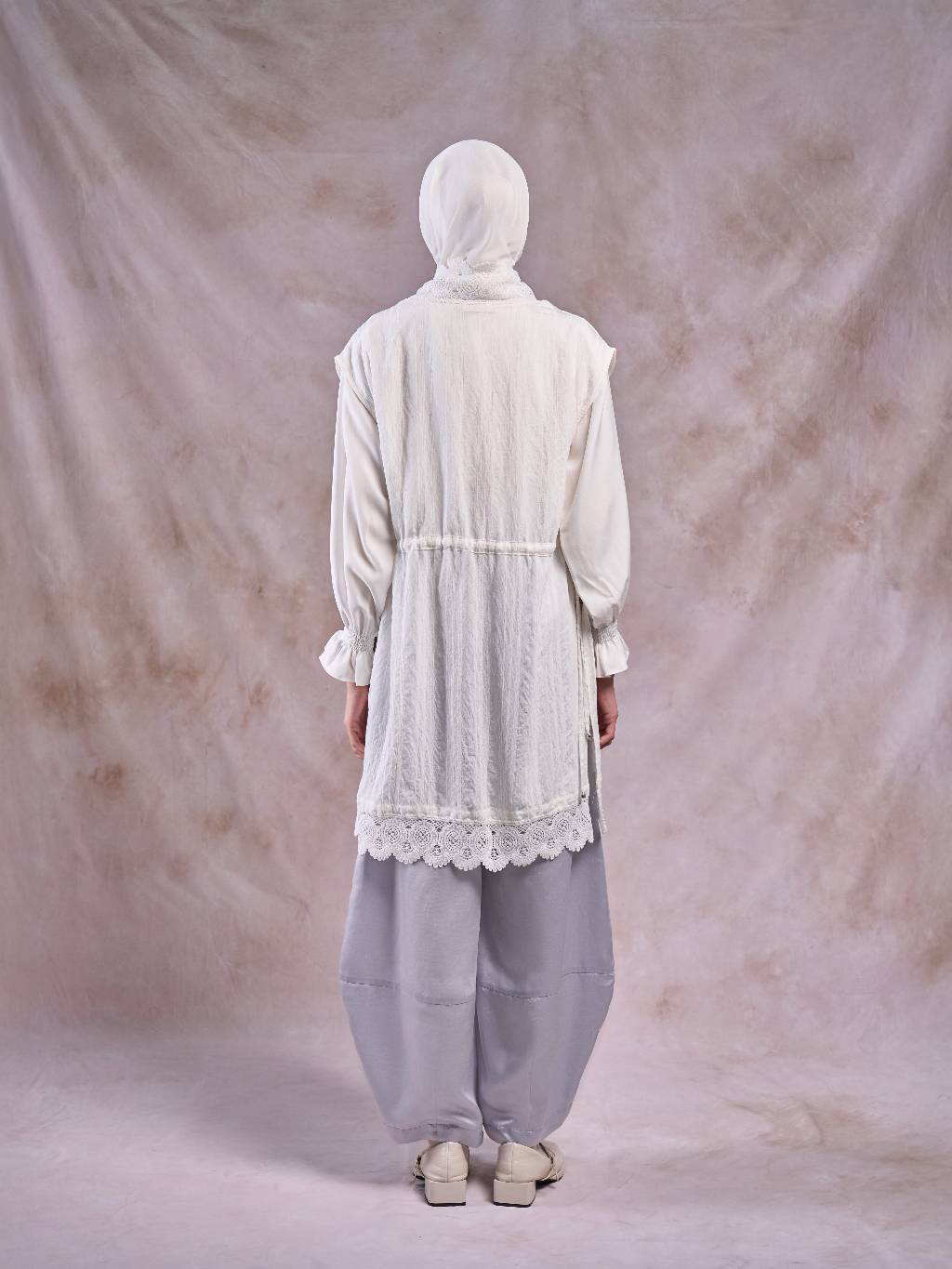 Zayra Vest - Lace Outer Premium