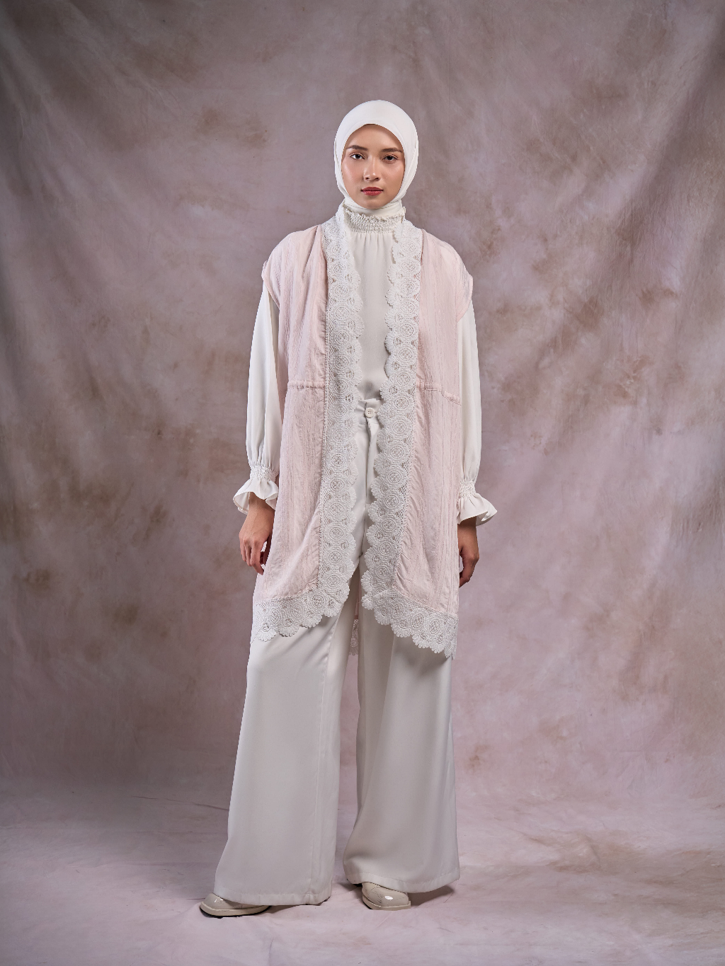 Zayra Vest - Lace Outer Premium
