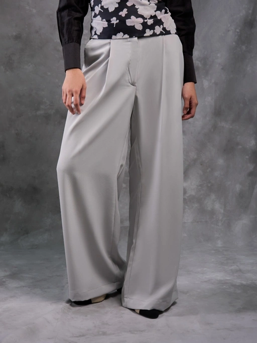 Image of Karima Pants - Celana Kulot Premium