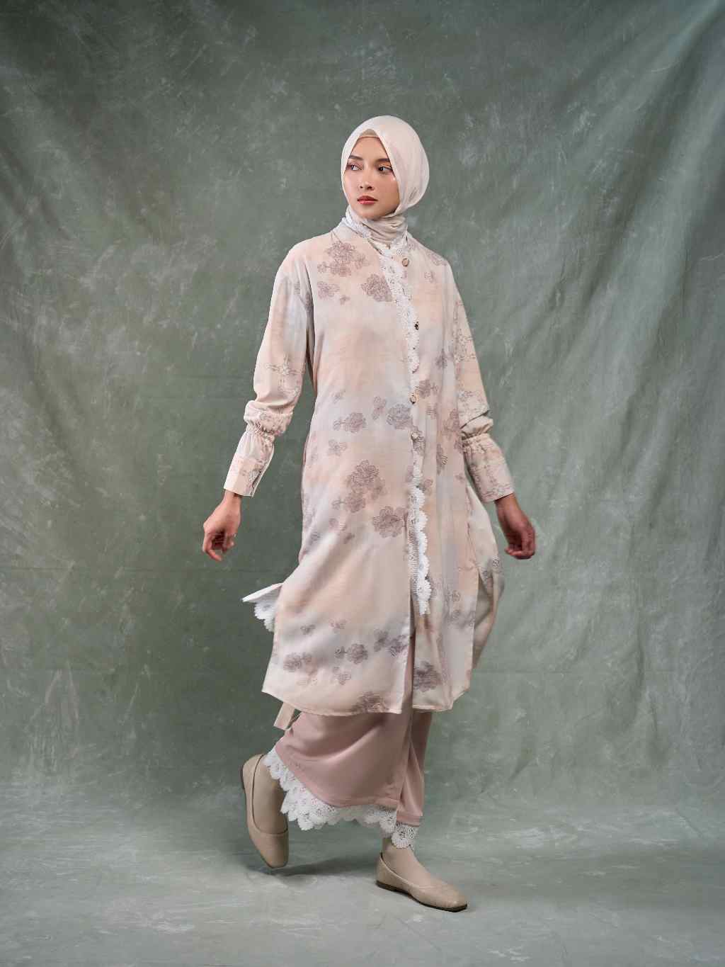 Qamila Tunic - Tunik Motif Bunga