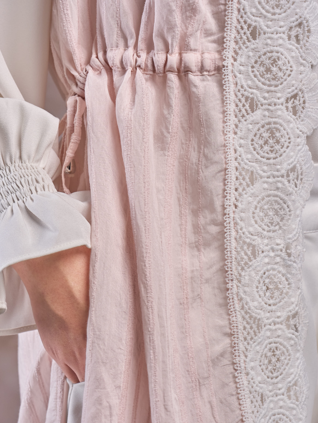 Zayra Vest - Lace Outer Premium