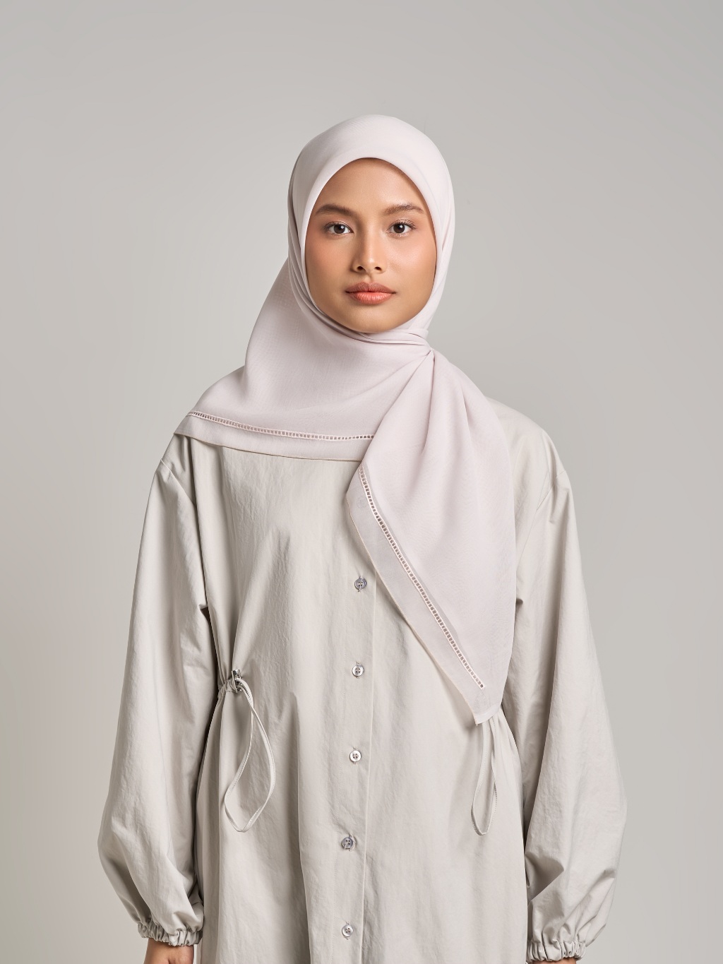 Afiya Embroidery - Hijab Segiempat Bordir Geometris & Bunga