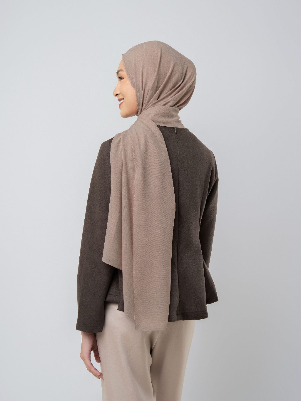 Leeny Instant Hijab - Pashmina Instant Premium