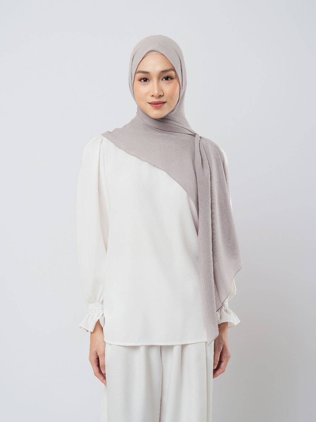 Leeny Instant Hijab - Pashmina Instant Premium