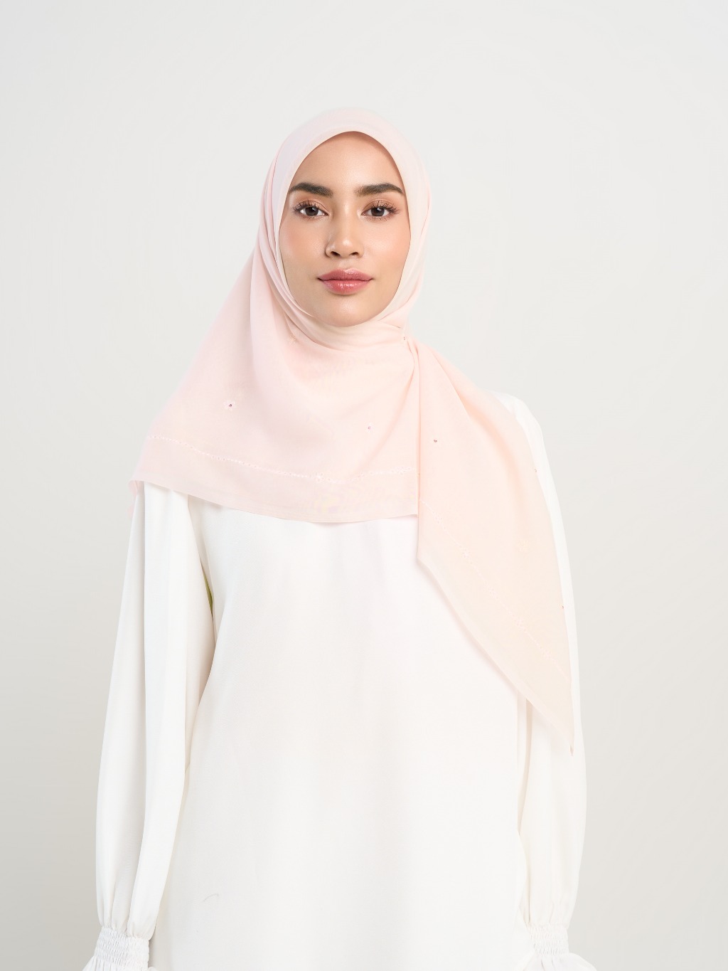 Runi Embroidery - Hijab Segiempat Bordir Bunga Crystal