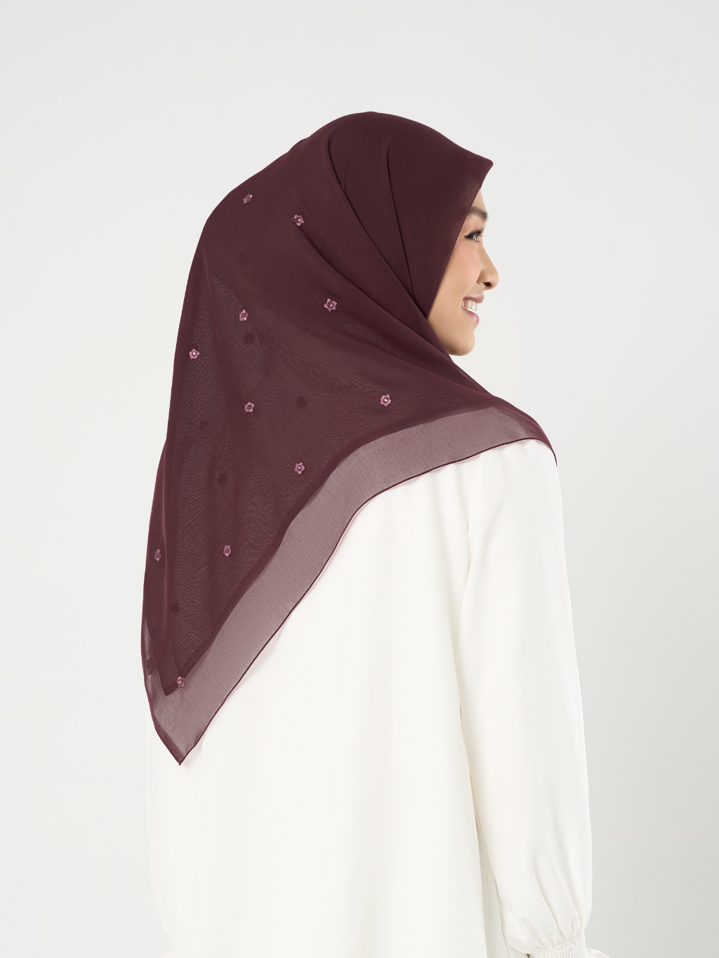 Ayara Embroidery - Hijab Segiempat Bordir Bunga Crystal