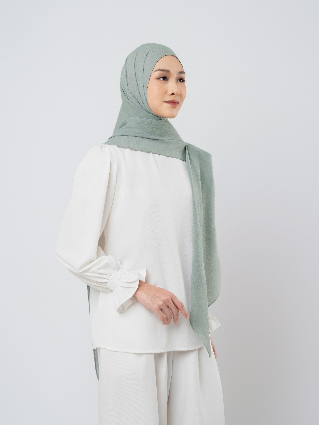 Leeny Instant Hijab - Pashmina Instant Premium