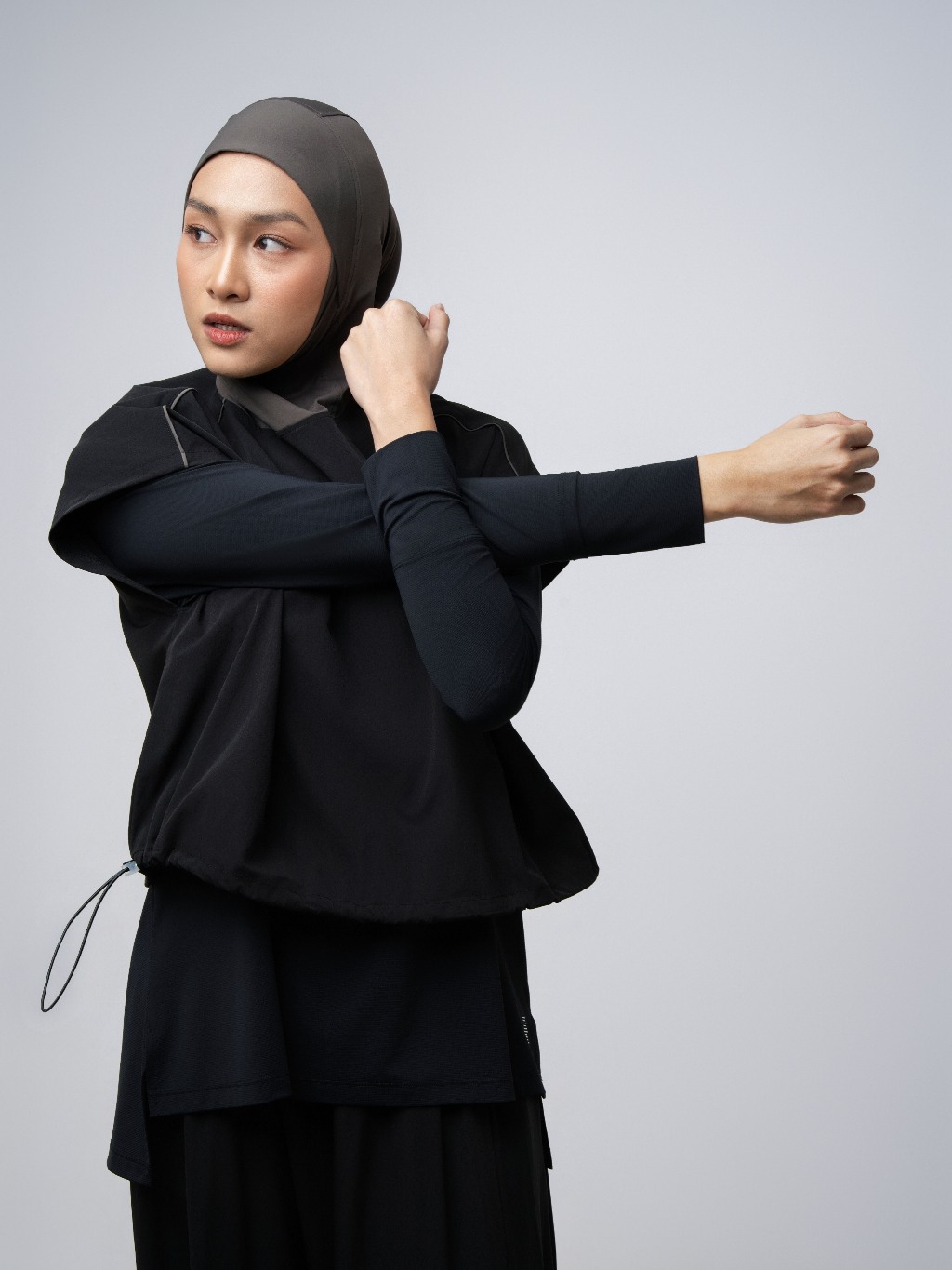 EasyOn Eila Hijab Vest - Hijab Rompi Olahraga Anti UV