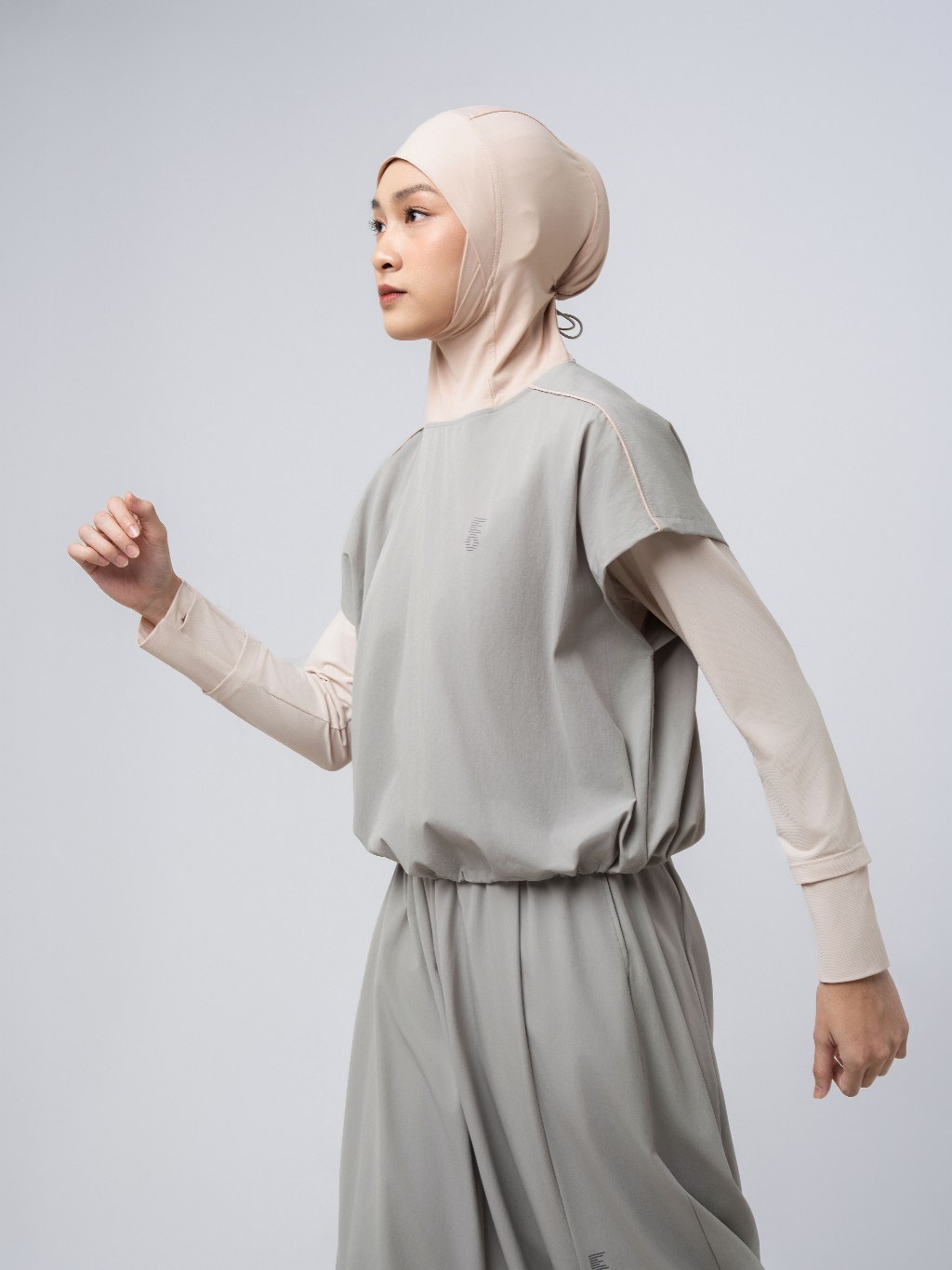 EasyOn Eila Hijab Vest - Hijab Rompi Olahraga Anti UV