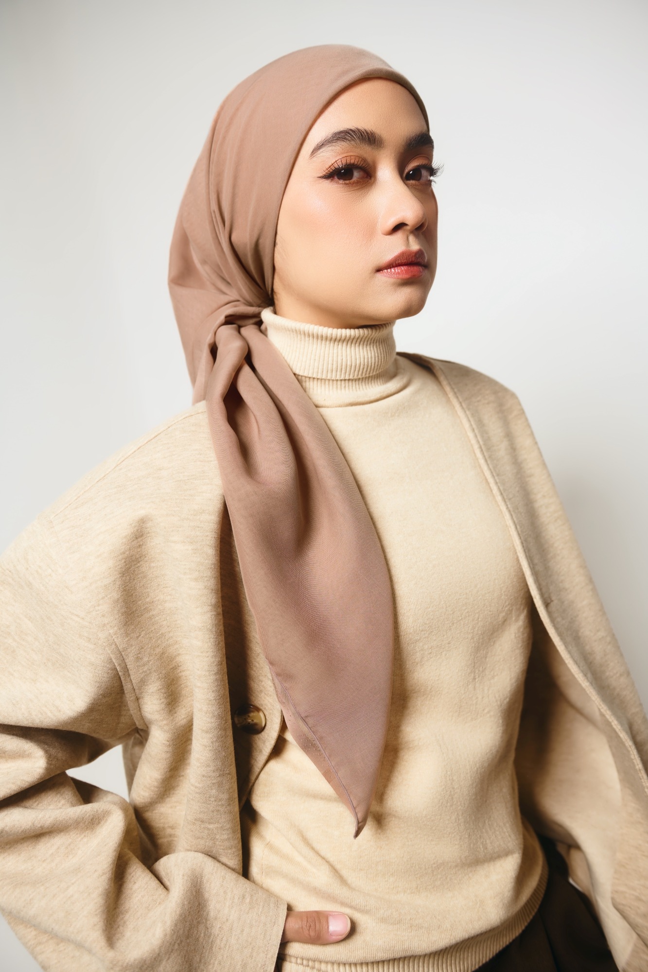 [ NEW COLORS ] Plain Paris - Hijab Segiempat Paris Jepang Premium