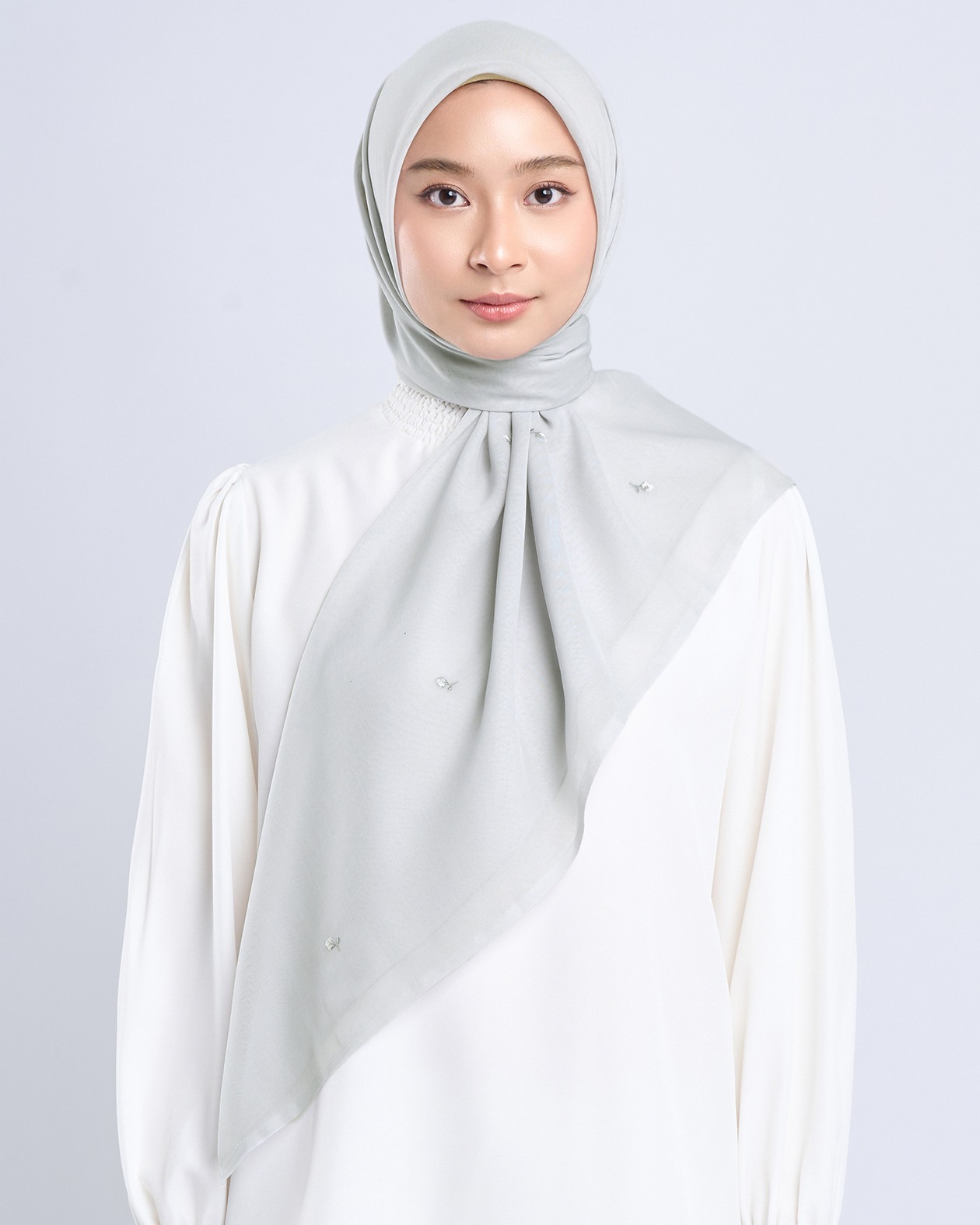Zyra Embroidery - Hijab Segiempat Bordir Bunga