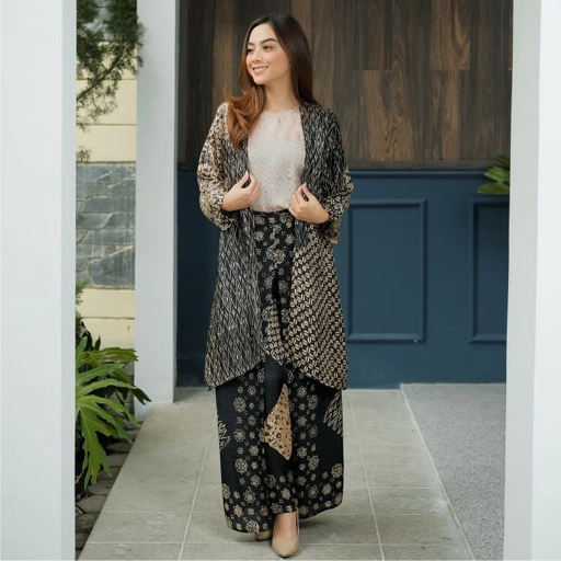 Image of One Set Kamila 