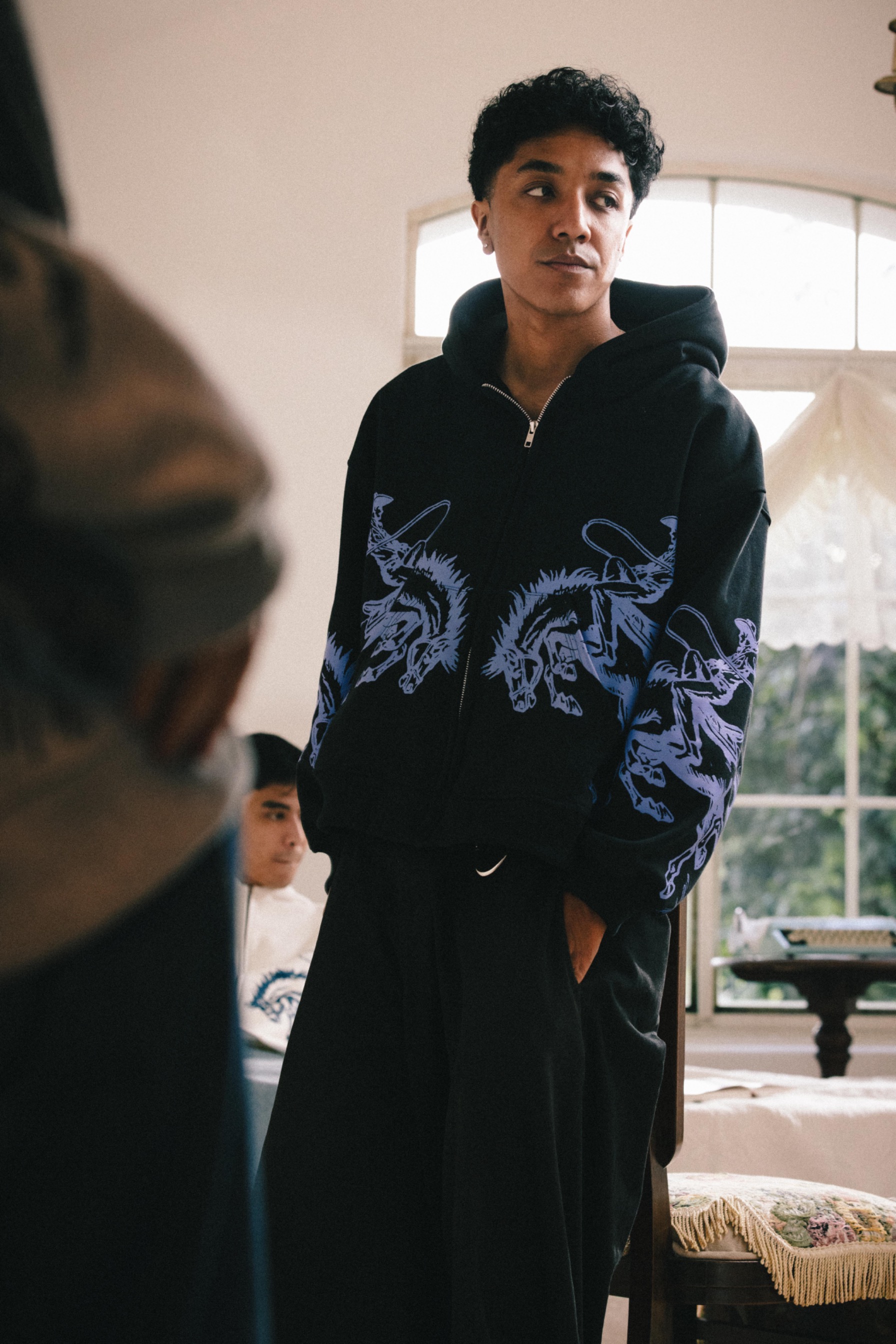 SIENNA ZIPPER HOODIE BLACK - Praedae Studio