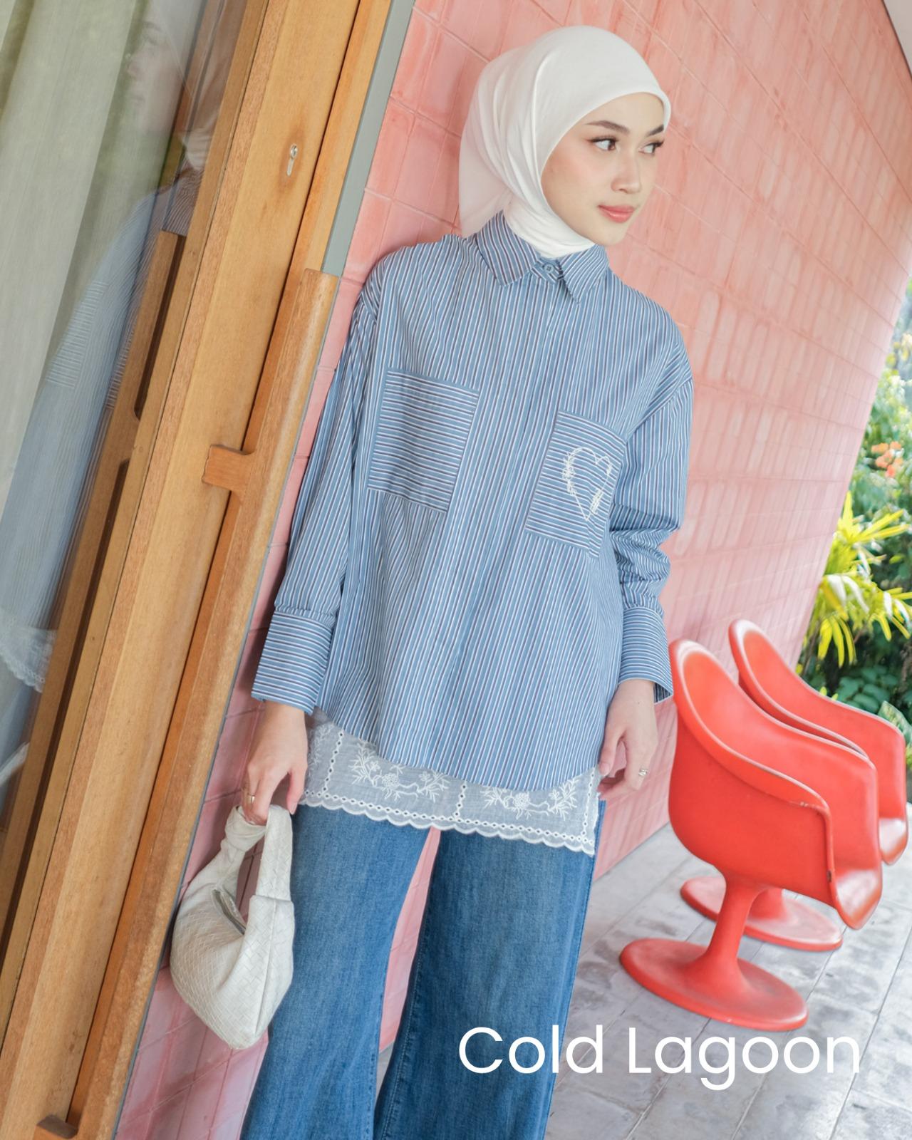 Zysku Xena | Minor Defect | Basic Oversized Striped Shirt - 8 Warna | Kemeja Wanita Lengan Panjang Salur Longgar Casual