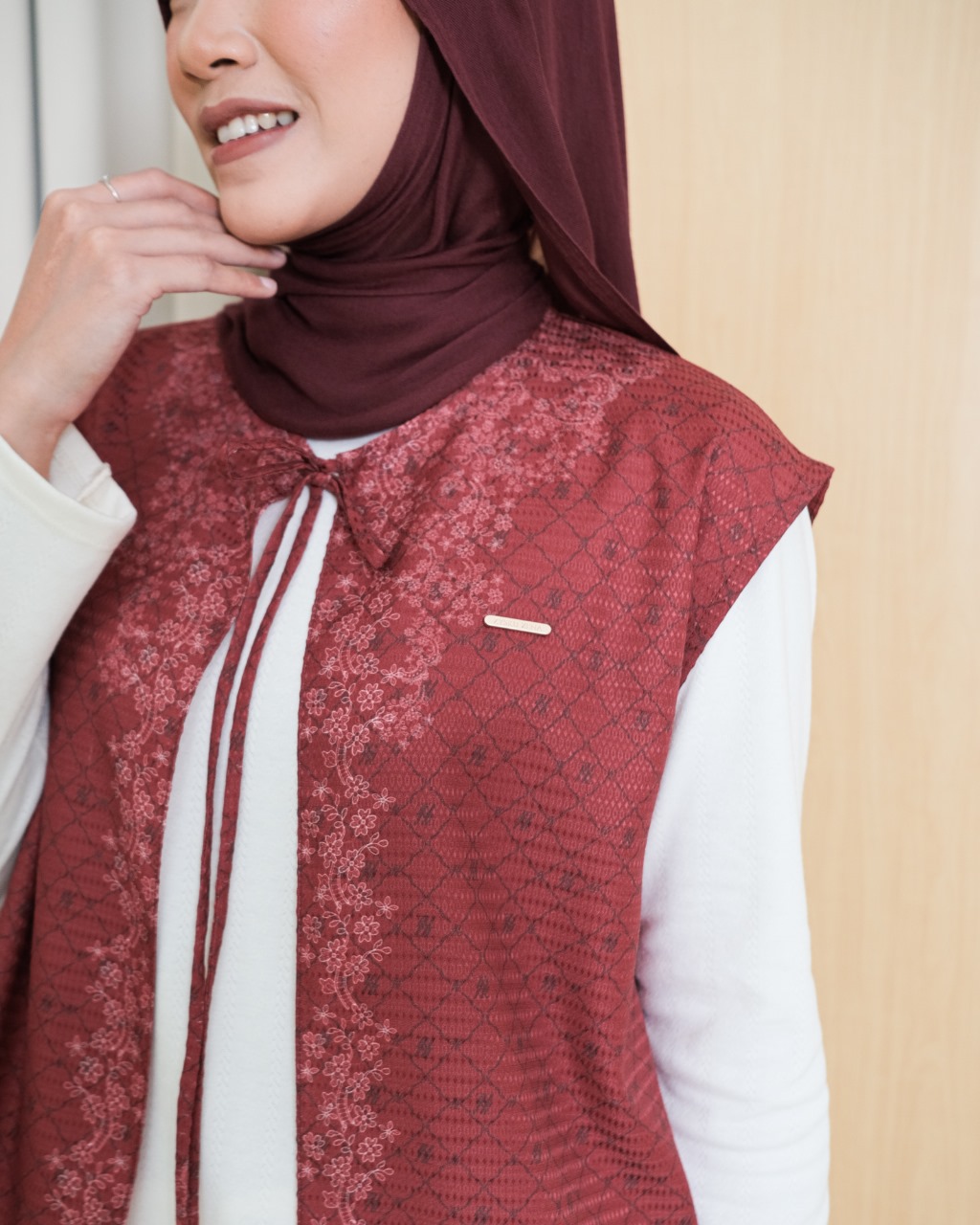 Zysku Xena | Saka Vest | Rompi Pendek Luaran Agustusan Kerja Motif Kantor Wanita