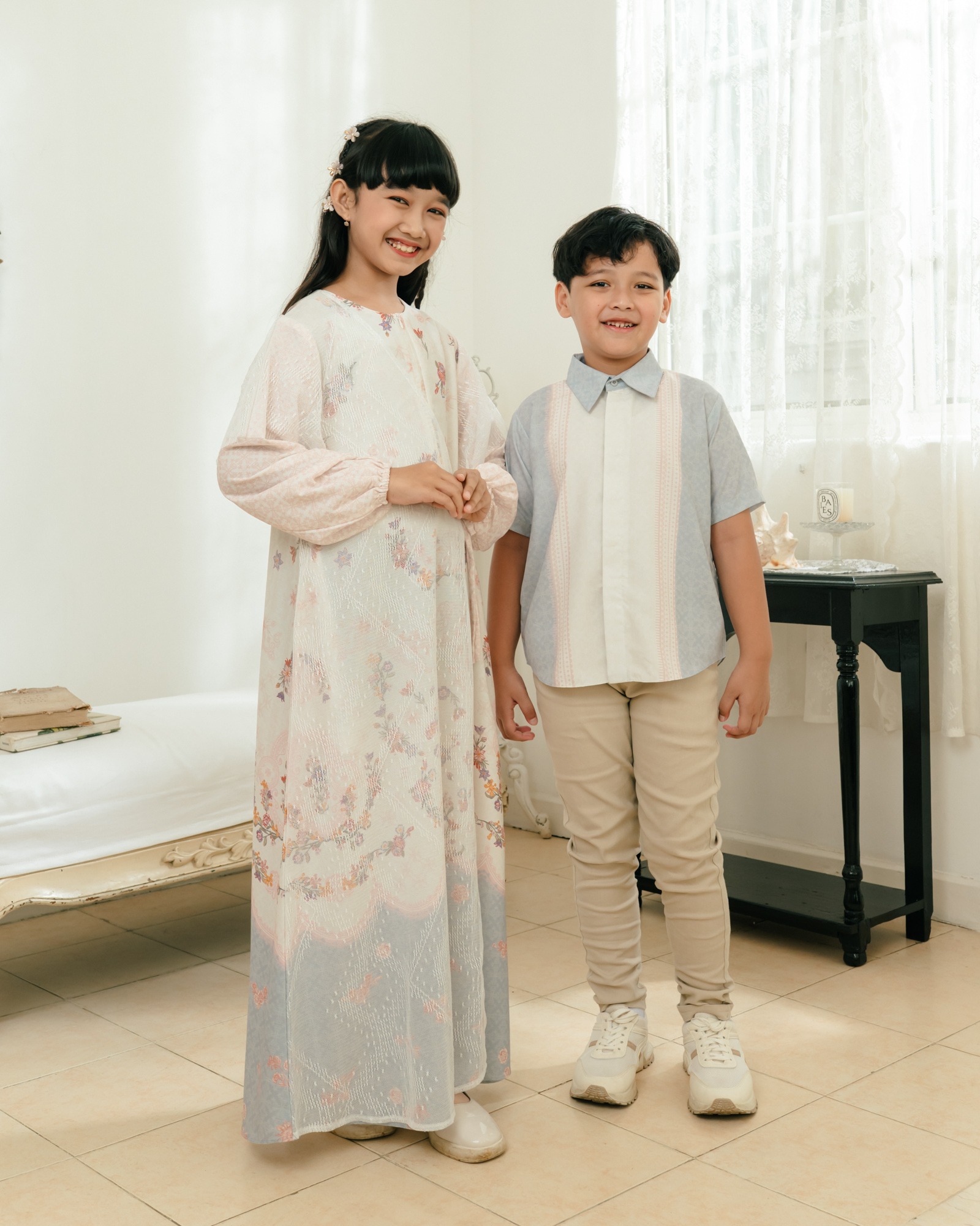 Zysku Xena | Windsor Family Set - Porcelain