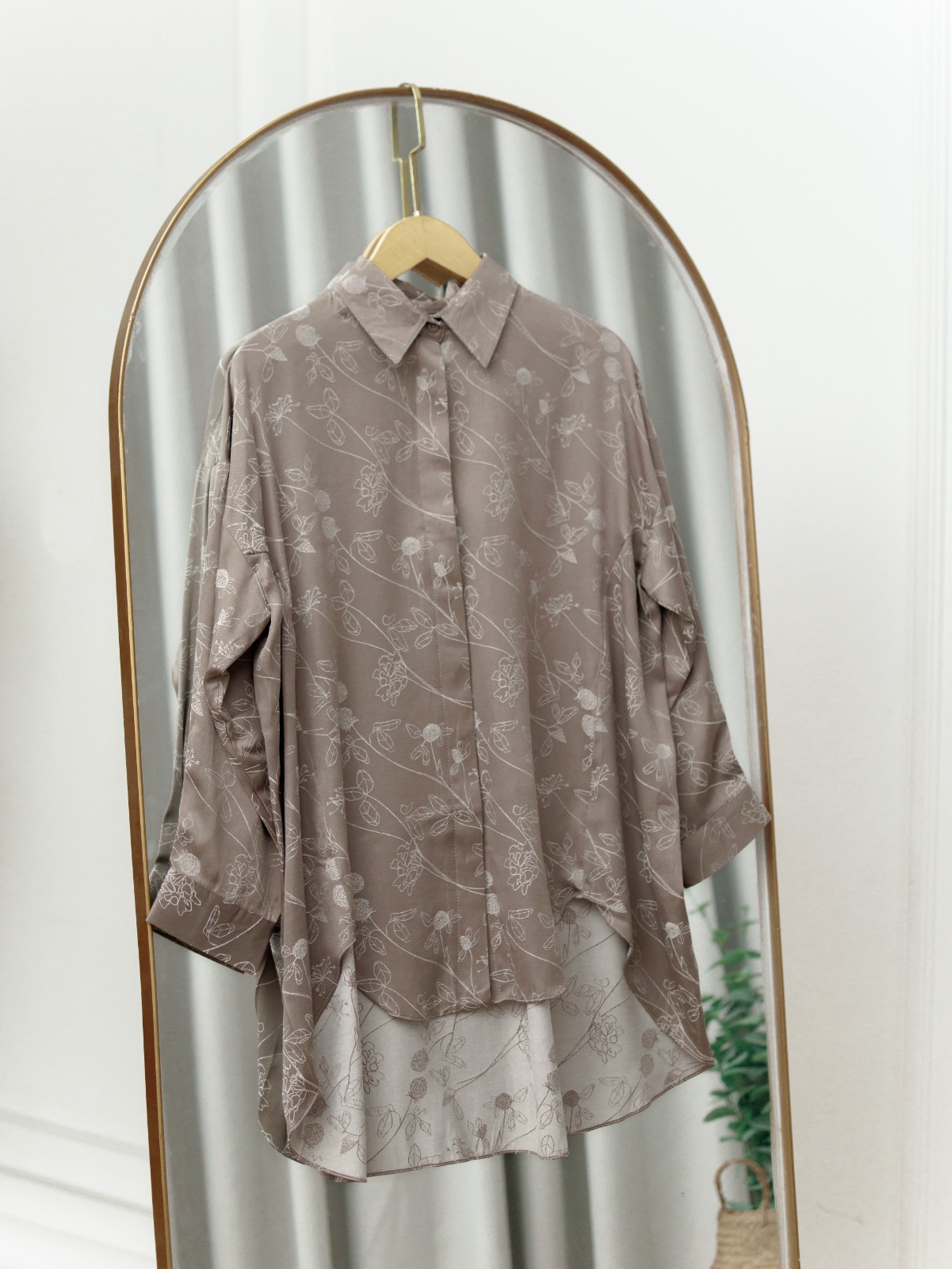 Zysku Xena | Printed Avery Oversized Shirt (MOTIF) | Kemeja Kantor Wanita Longgar Oversized Basic Printed