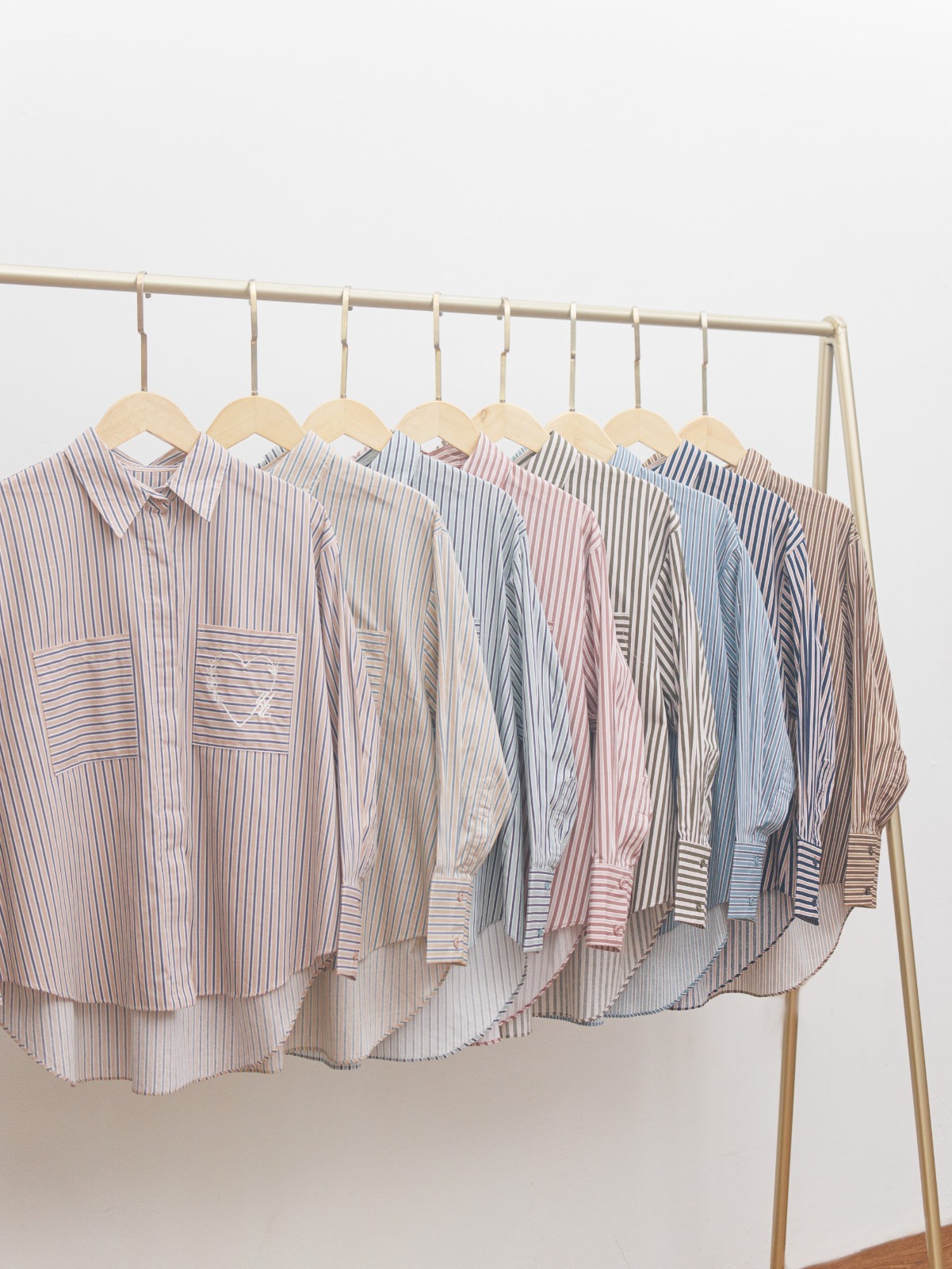 Zysku Xena | Basic Oversized Striped Shirt - 8 Warna | Kemeja Wanita Lengan Panjang Salur Longgar Casual