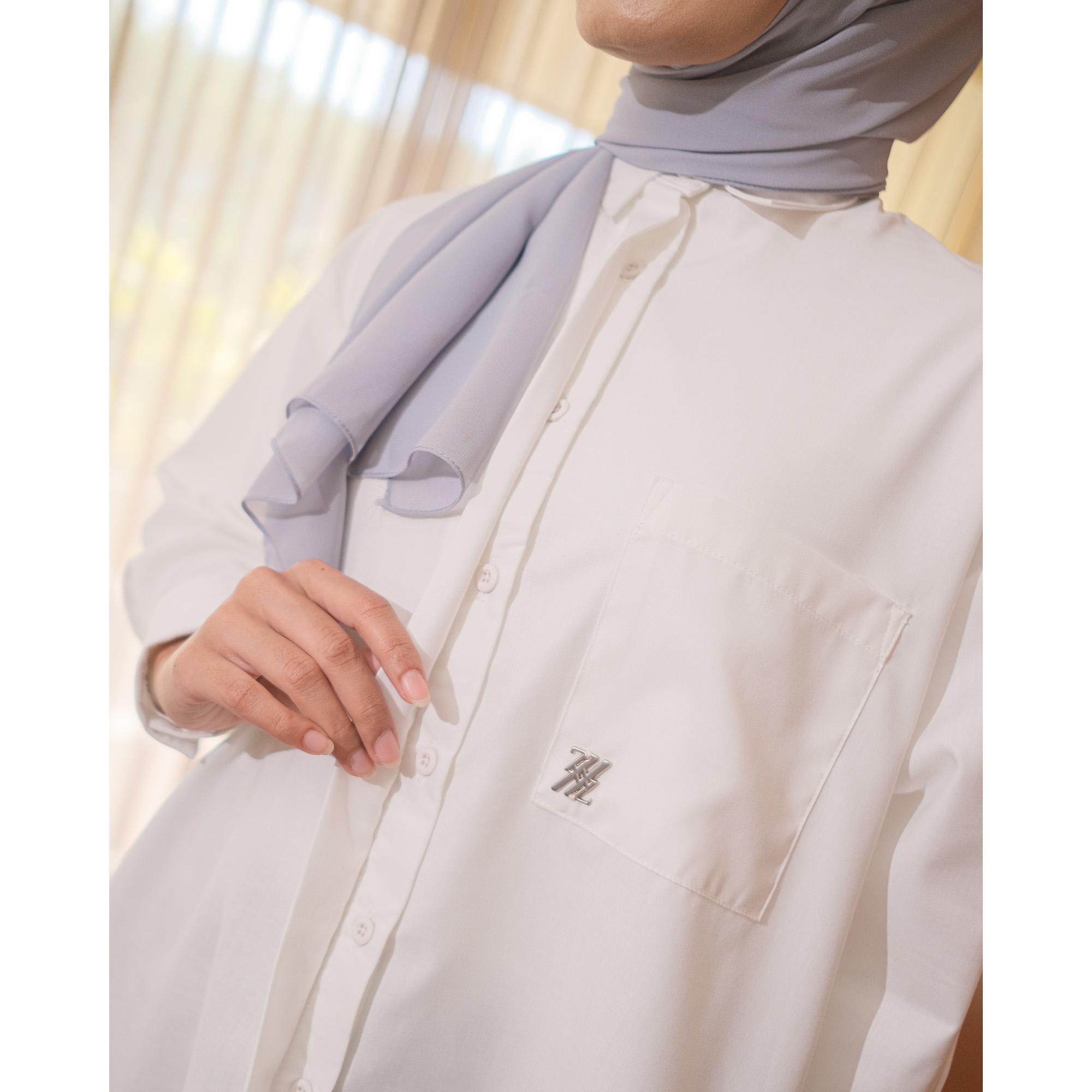 Zysku Xena | Minor Defect | Basic Oversized Shirt - 15 Warna | Kemeja Kerja Polos Kantor Wanita Lengan Panjang Anti Kusut