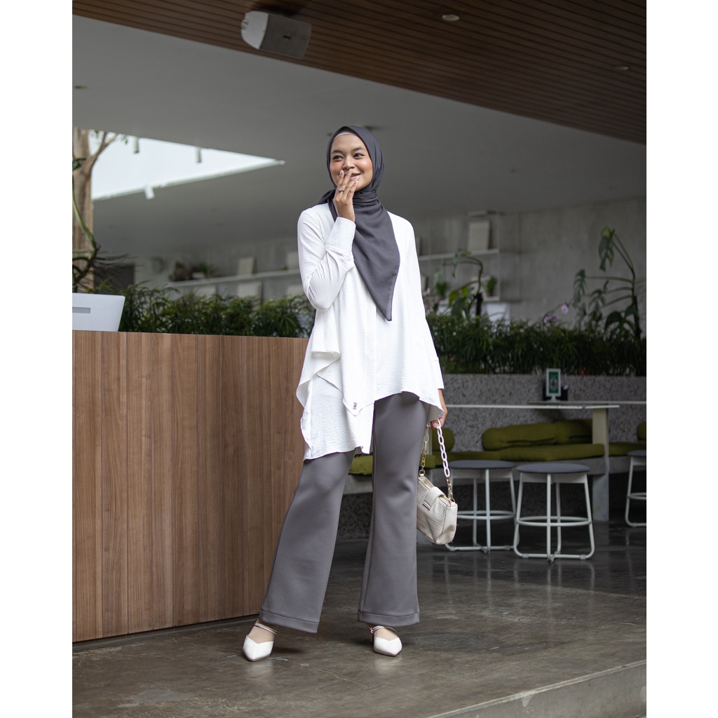 Zysku Xena | Alya Pants | Minor Defect | Celana Panjang Kantor Wanita Flare Cutbray Scuba