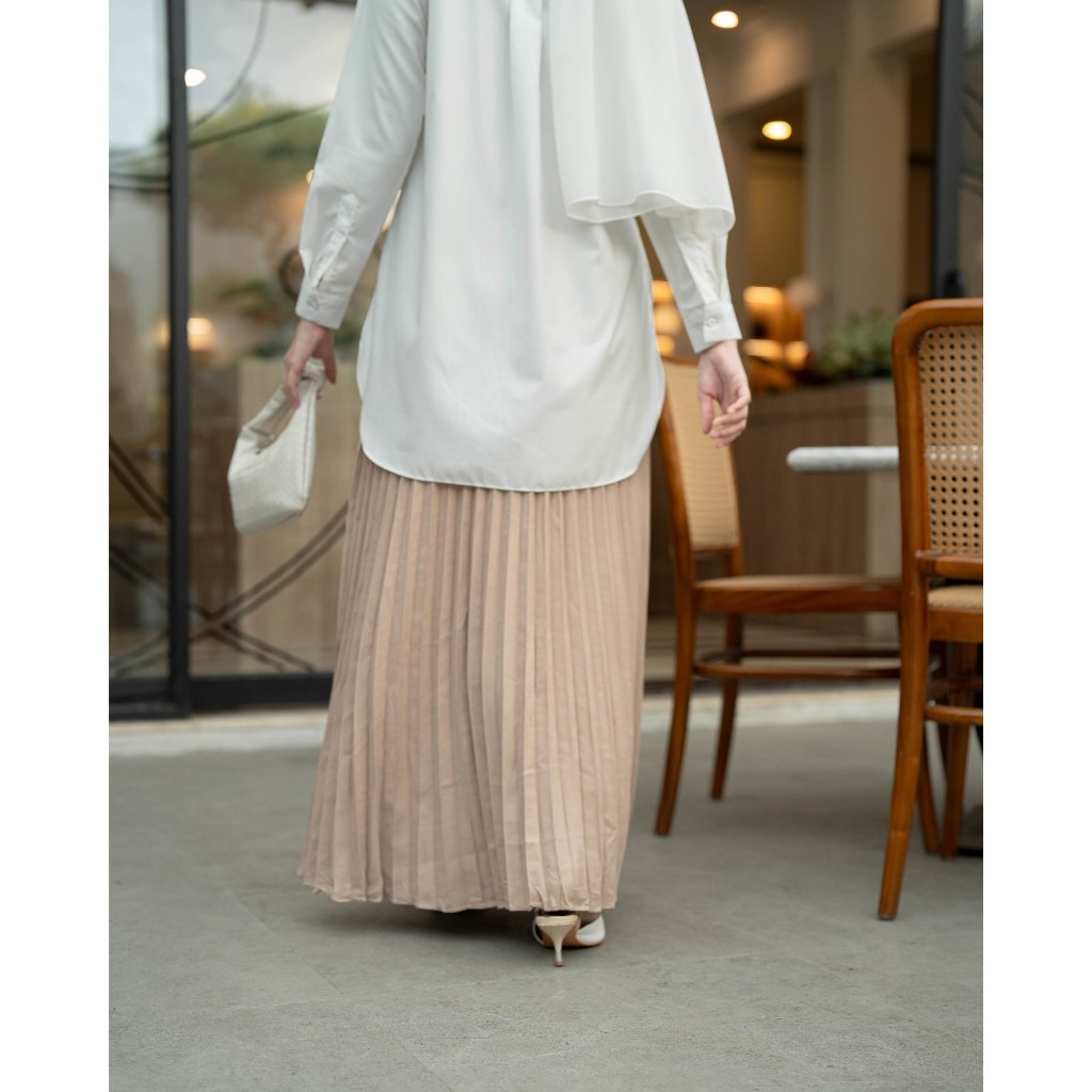 Zysku Xena | Shorn Basic Shirt 16 Warna - Color Group 1 | Kemeja Kantor Formal Wanita Lengan Panjang