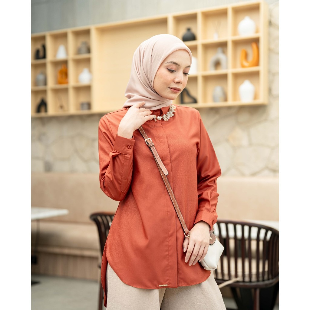 Zysku Xena | Shorn Basic Shirt 16 Warna - Color Group 1 | Kemeja Kantor Formal Wanita Lengan Panjang