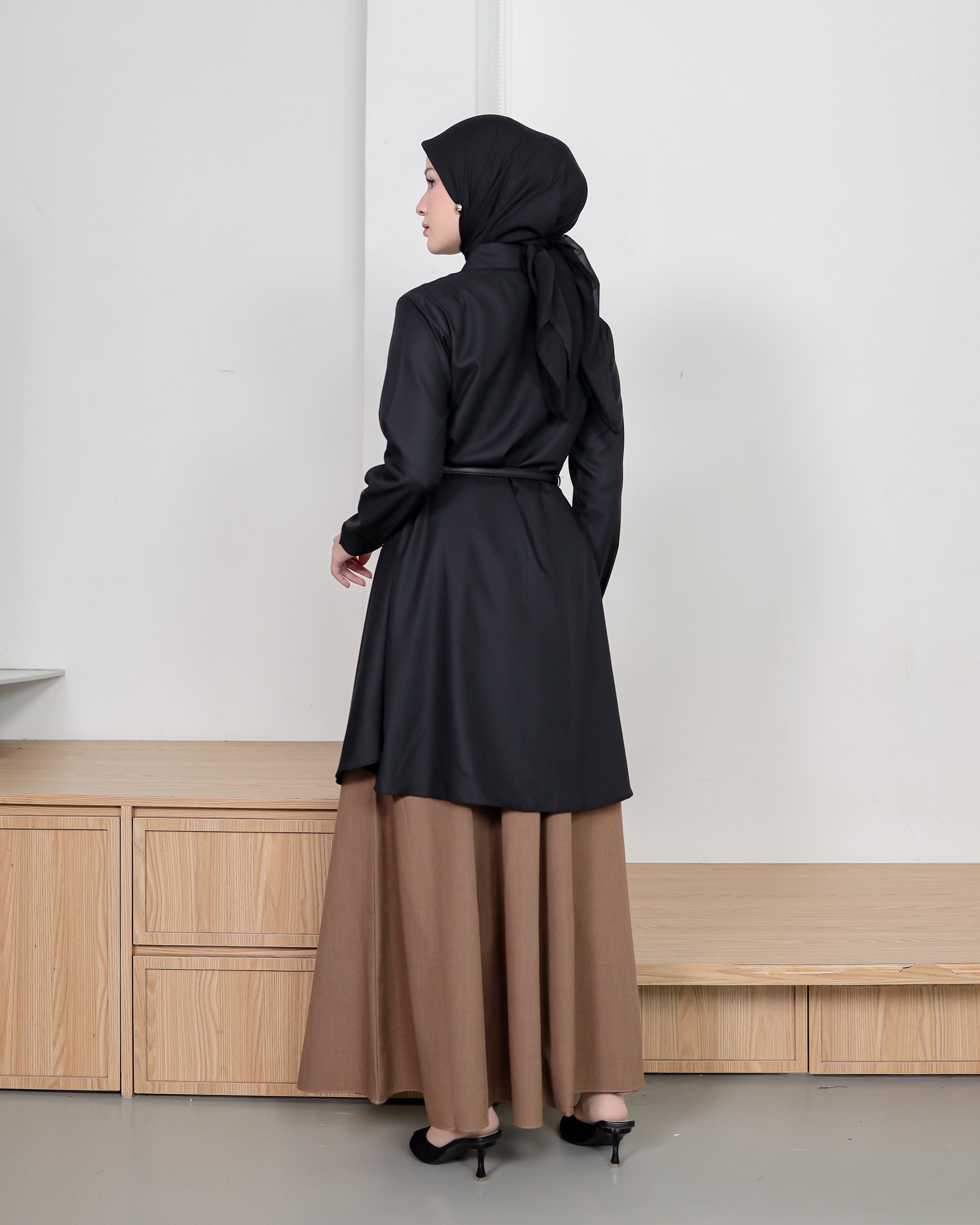 Zysku Xena | Aubrey Shirt - 16 Warna | Kemeja Kerja Basic Kantor Formal Wanita Lengan Panjang