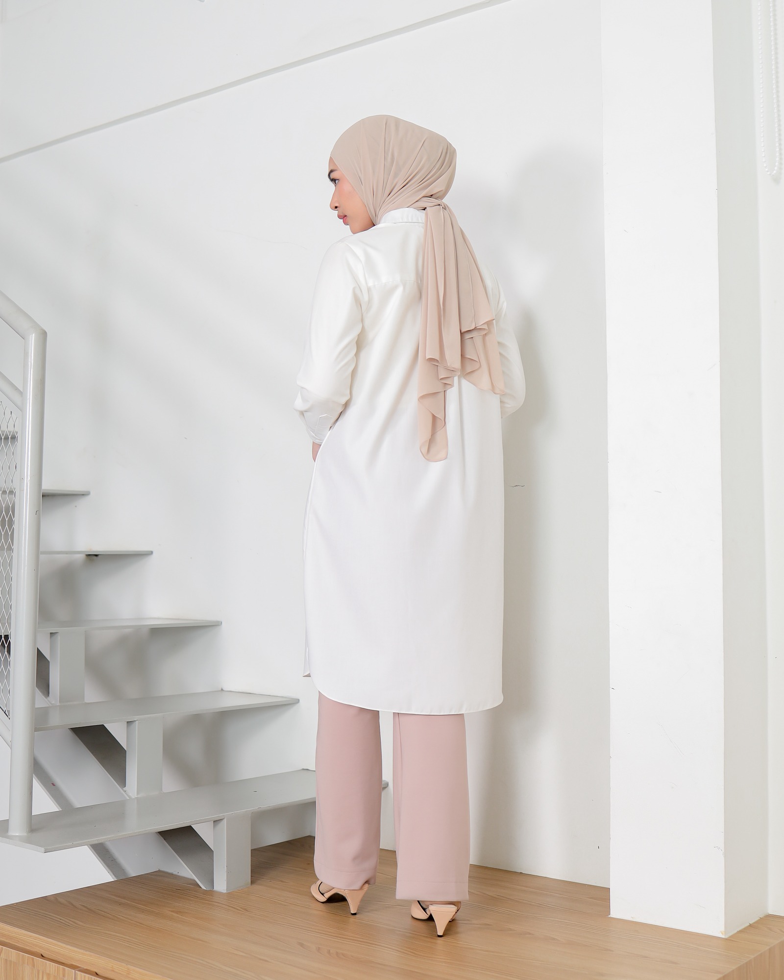 Zysku Xena | Basic Long Shirt - 9 Warna | Kemeja Kerja Polos Kantor Wanita Lengan Panjang