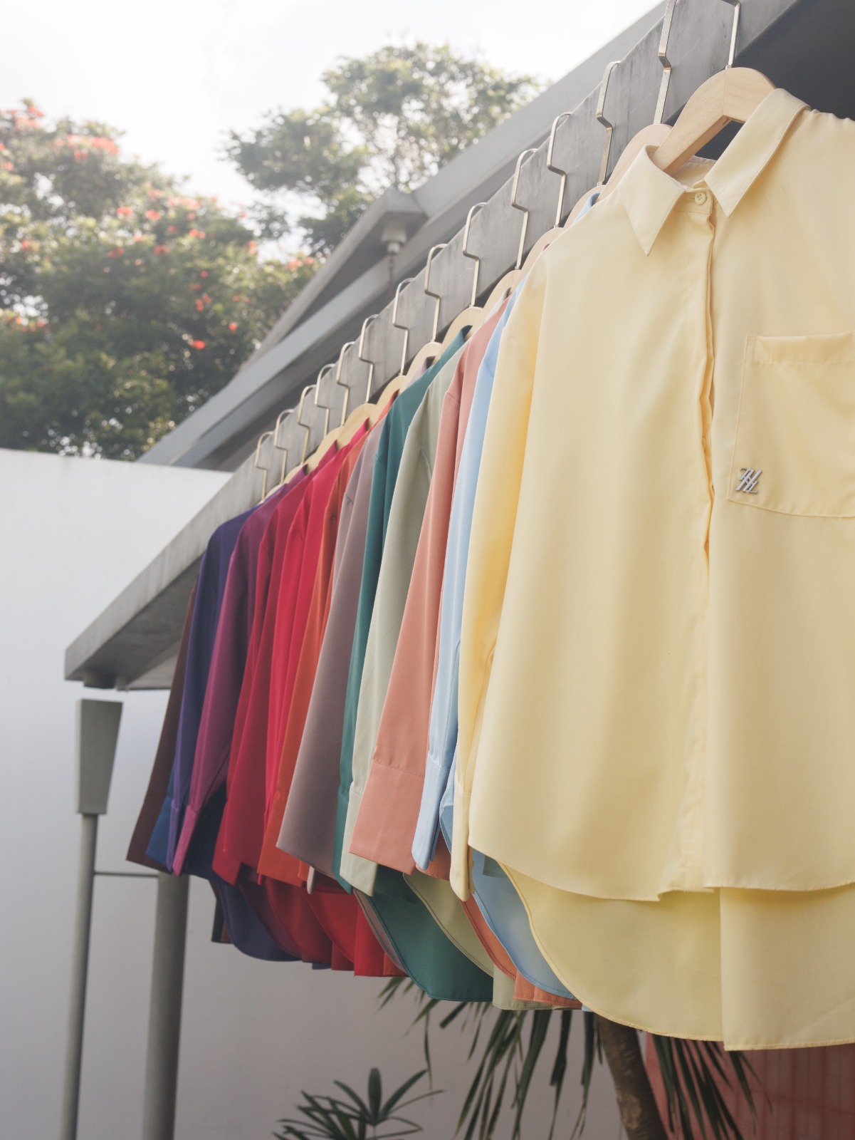 Zysku Xena | Basic Oversized Shirt - 15 Warna | Kemeja Kerja Polos Kantor Wanita Lengan Panjang Anti Kusut