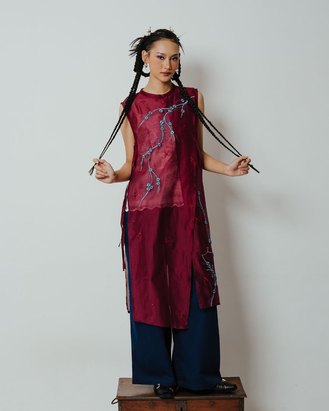 BOOLAO Long Vest Sakura 3D Embroidery - Red Wine