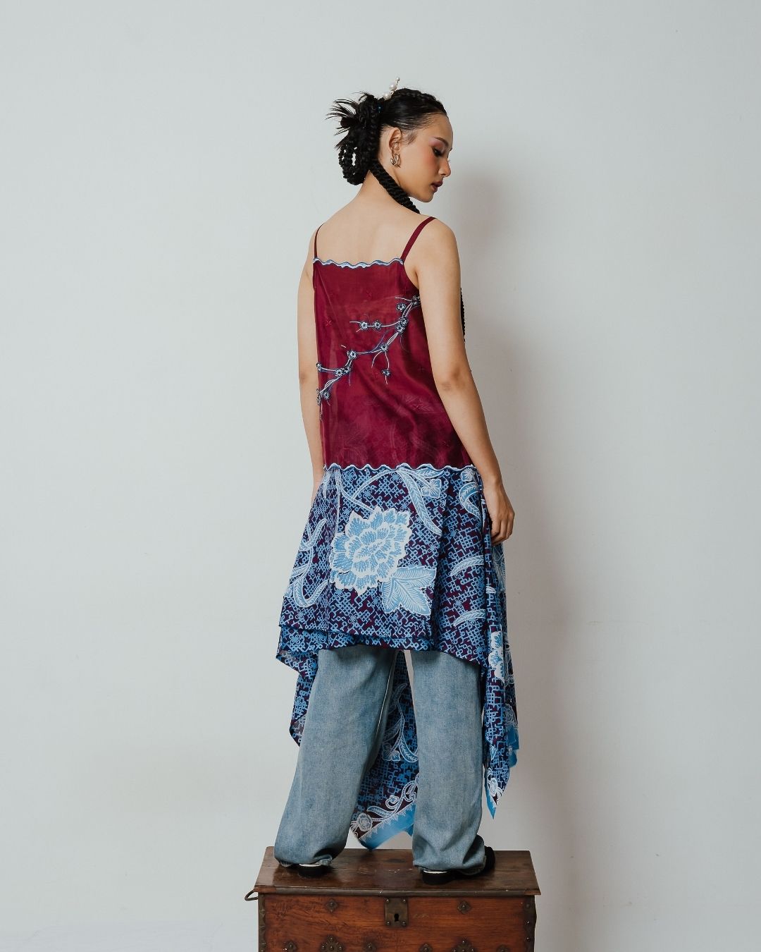 BOOLAO Camisole Sakura 3D Embroidery - Red Wine