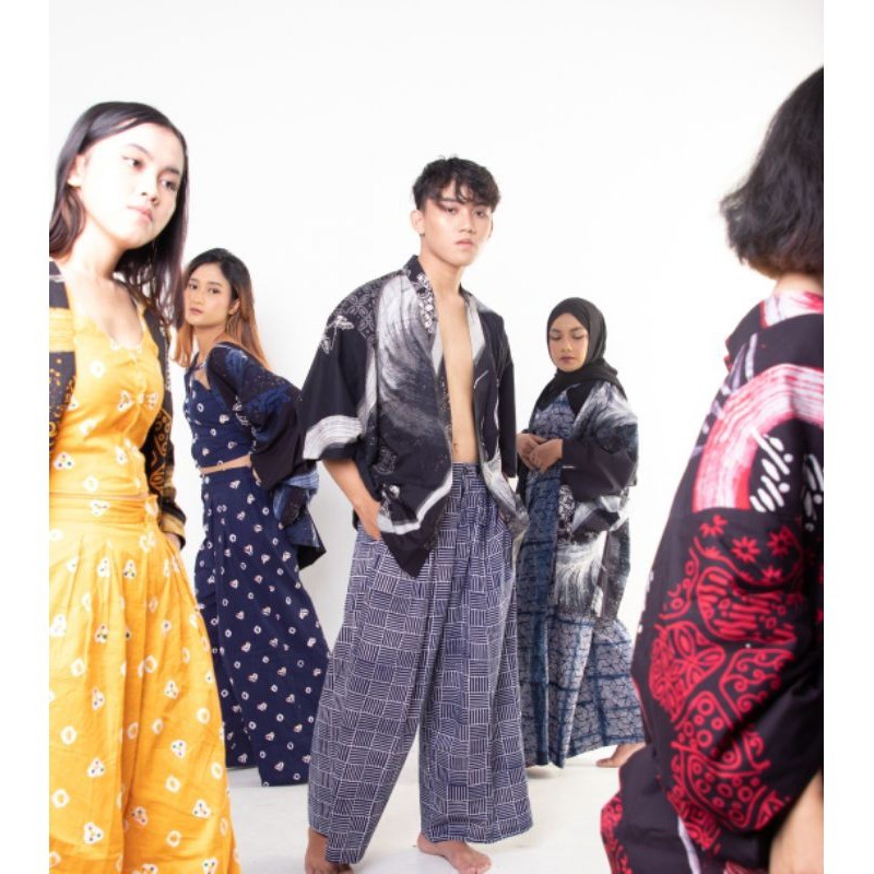 BOOLAO Hand Drawn Kimono (Haori Yukata Batik Lukis)