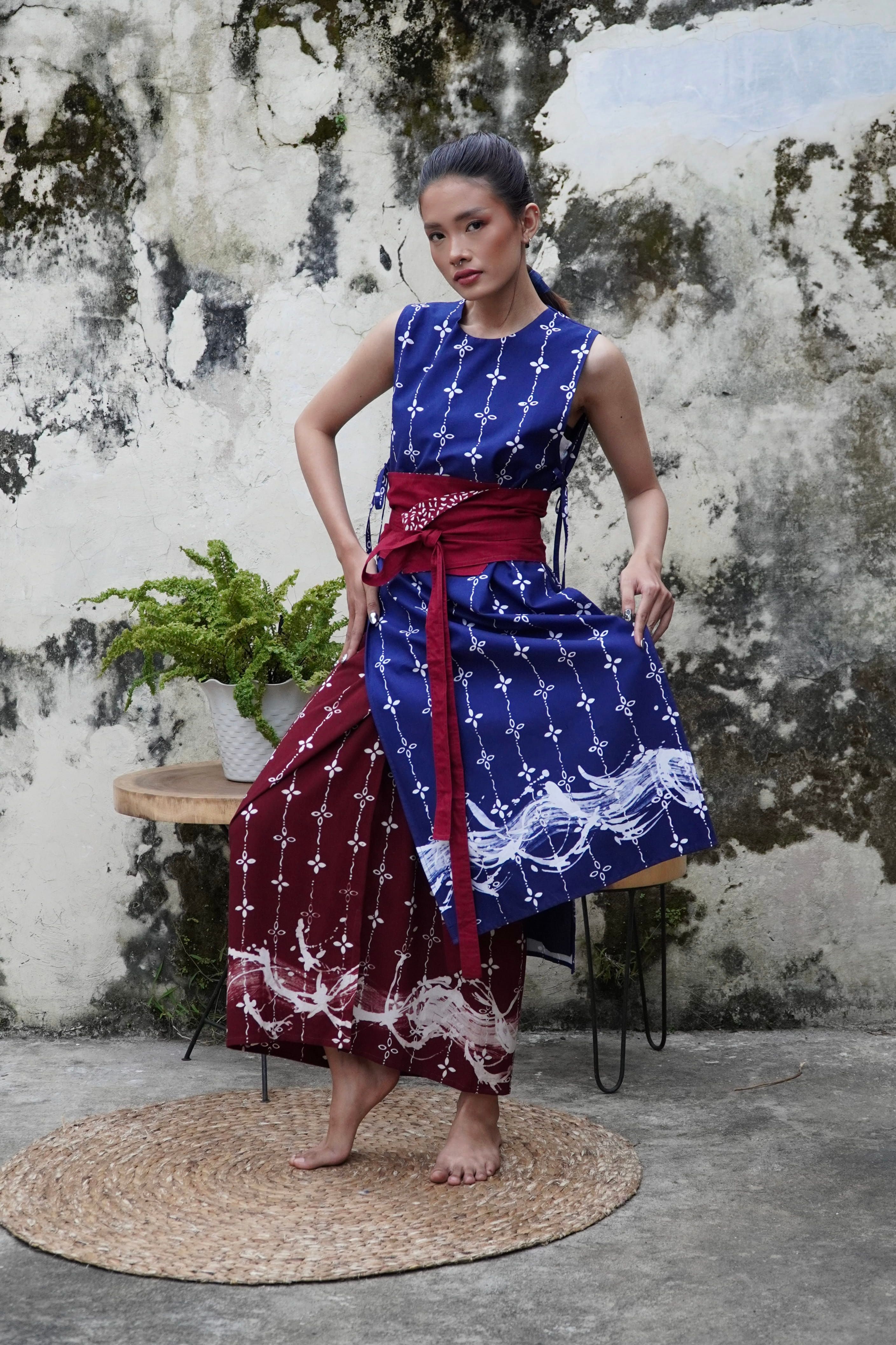 BOOLAO Kumeli Vest Navy Blue (Rompi outer Batik Kawung) - Biru Dongker