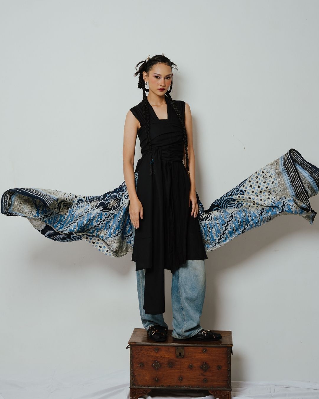 Outer ASMARA Kemben Sleeveless Detachable (Kebaya Bongkar Pasang) - Hitam