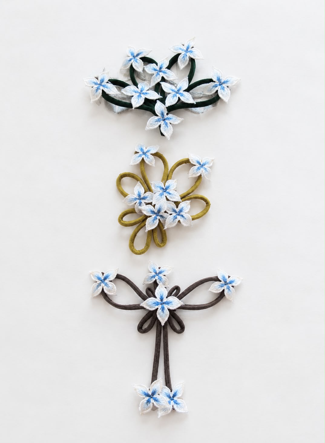 BOOLAO Rontje Series Melati Blossom Brooch