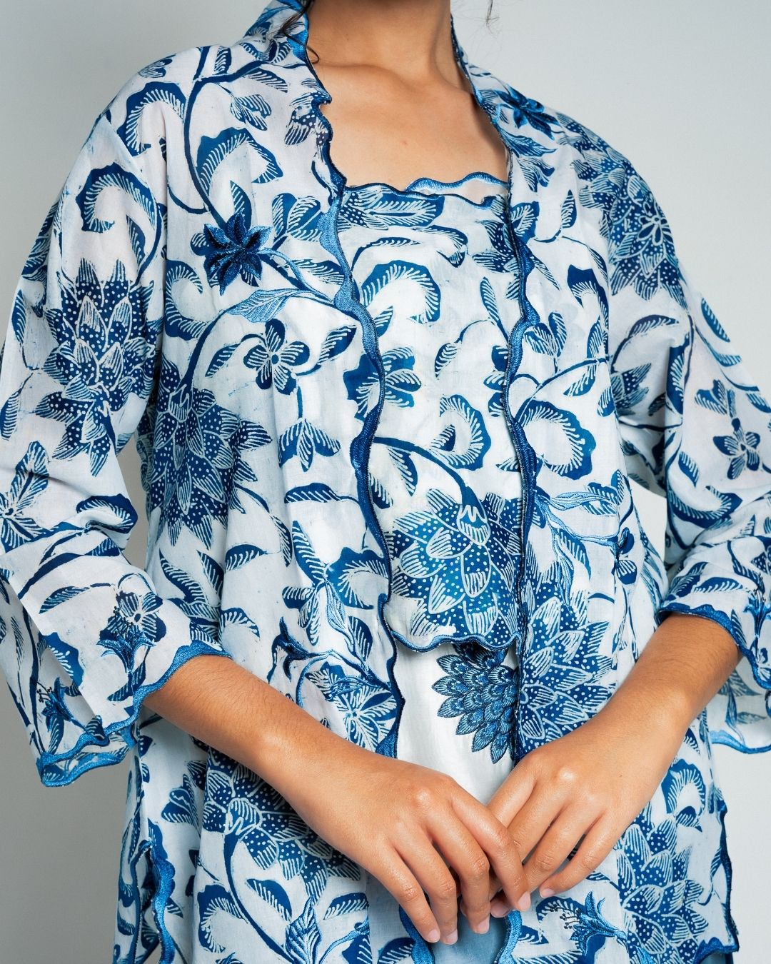 BOOLAO Outer Kebaya Batik Tulis Detachable (Kebaya Bongkar Pasang)
