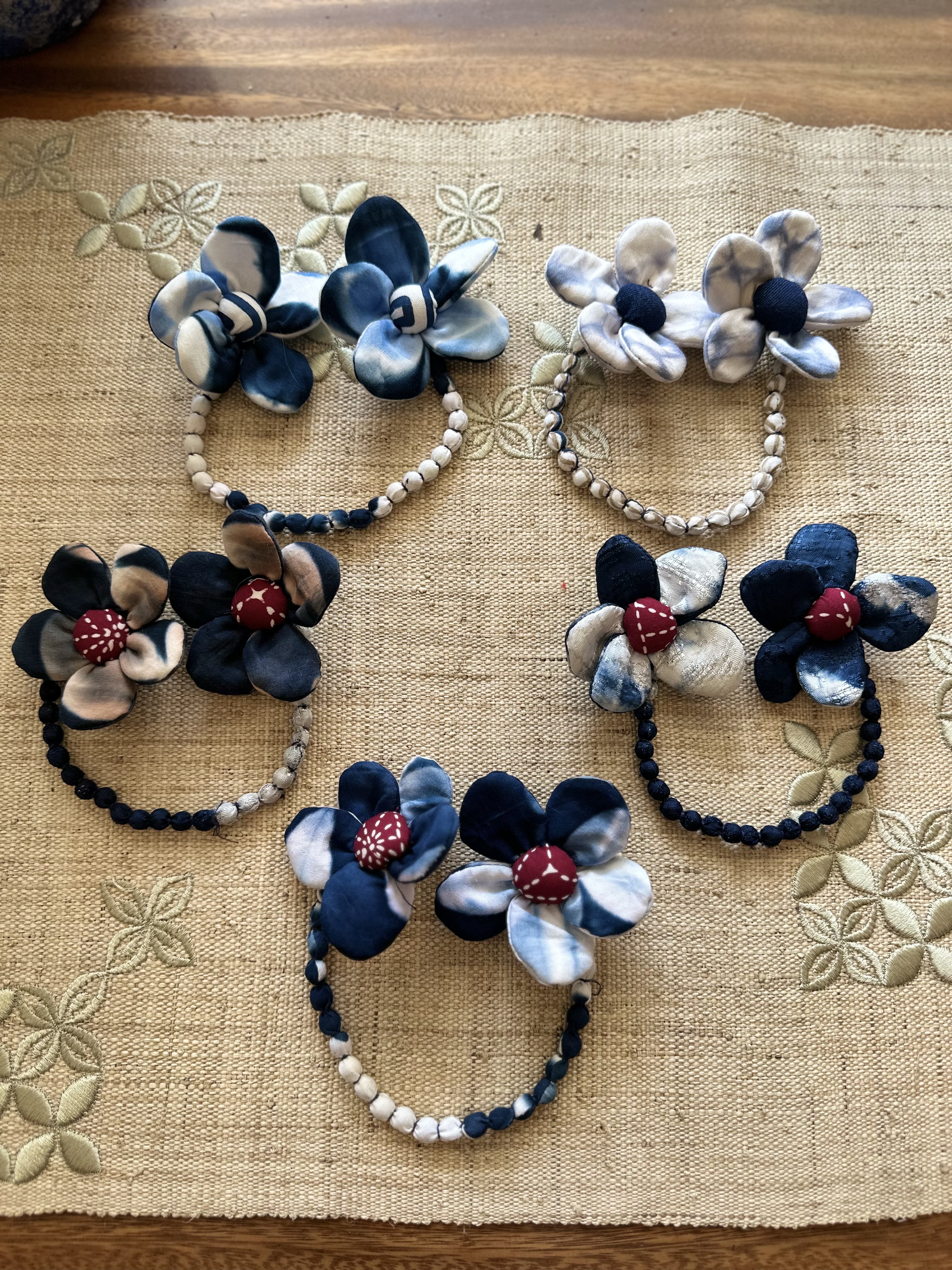 BOOLAO Orchid Double Brooch