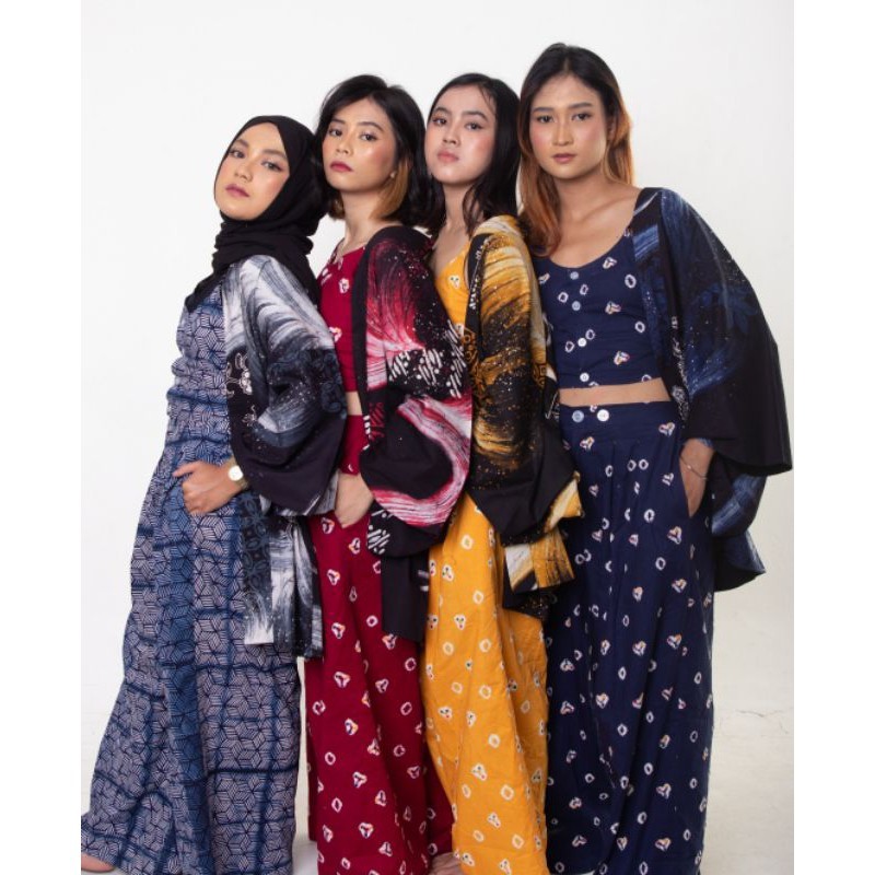BOOLAO Hand Drawn Kimono (Haori Yukata Batik Lukis)