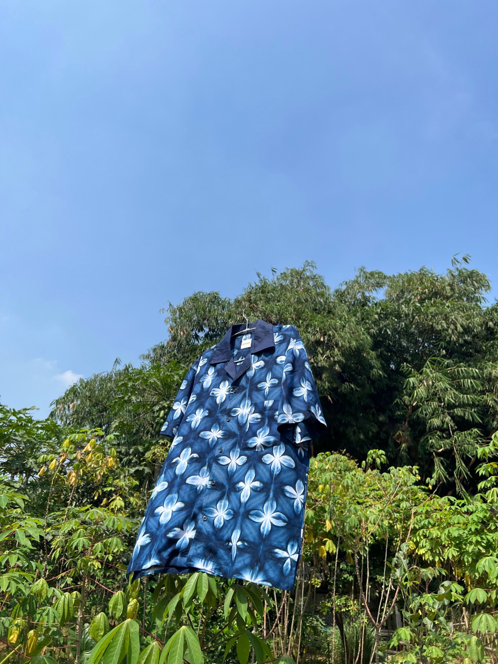 BOOLAO Kemeja Kaleidoscope Kawung Biru (Kemeja Bowling Shirt)