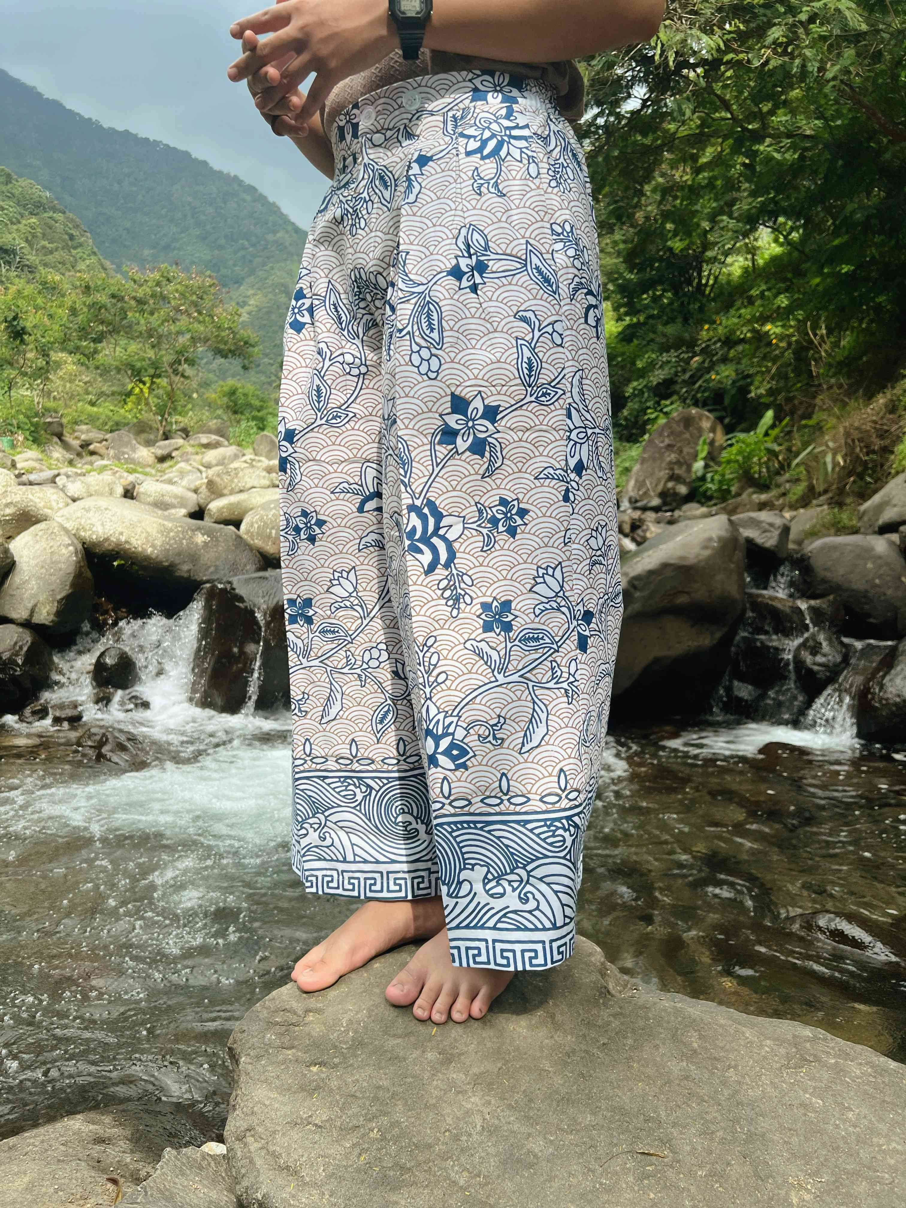 BOOLAO Hakama Porcelain Batik
